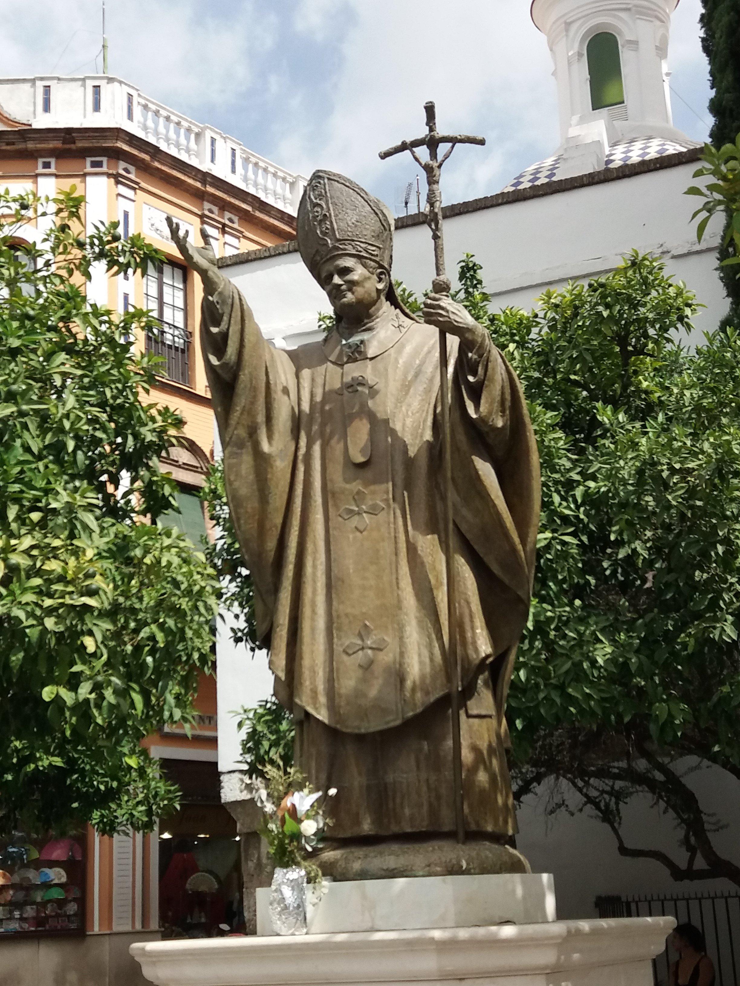 Monumento a San Juan Pablo II