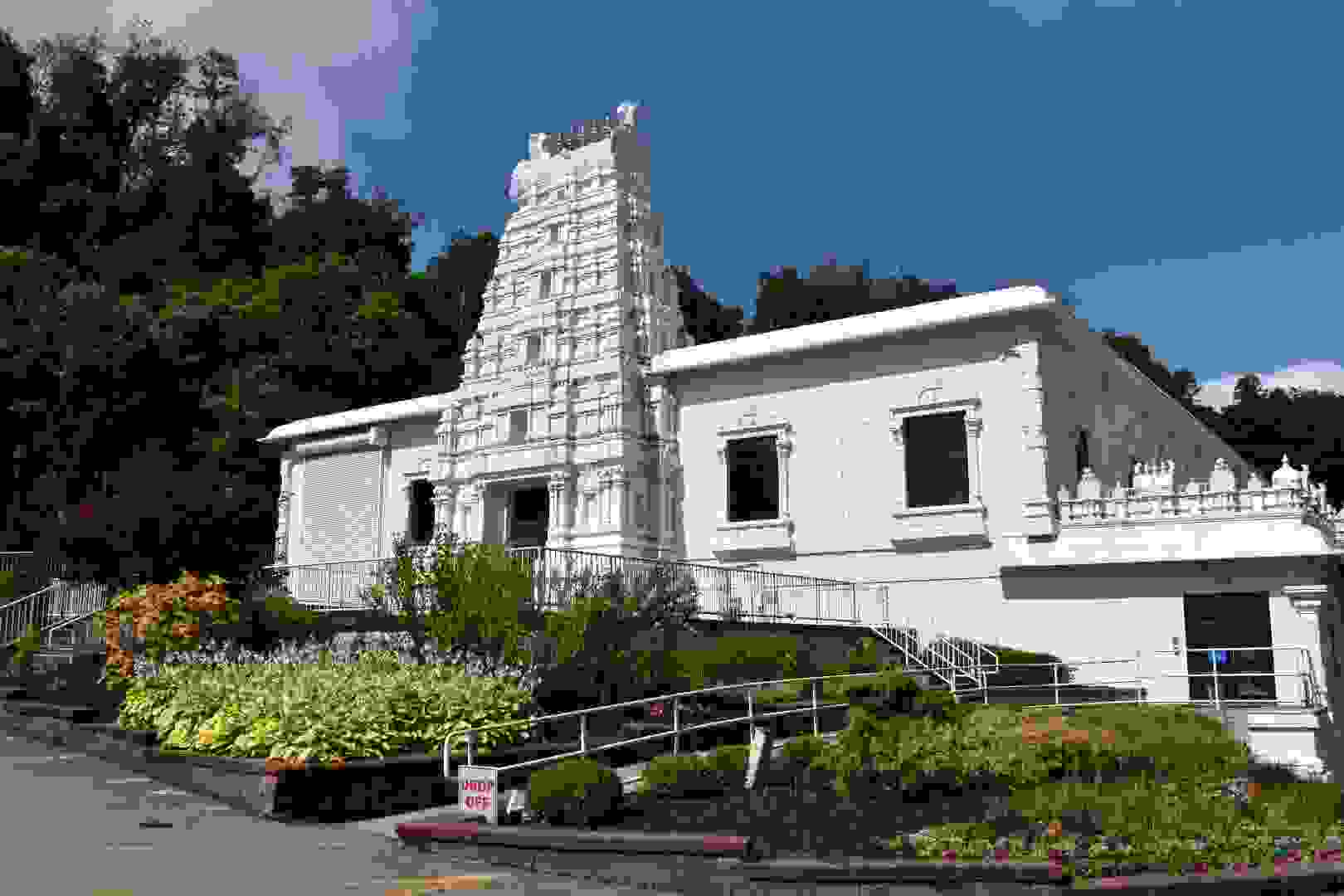 Sri Venkateswara Temple 1230 S McCully Dr Pittsburgh PA 15235 US sri-venkateswara-temple-1230-s-mccully-dr-pittsburgh-pa-15235-us