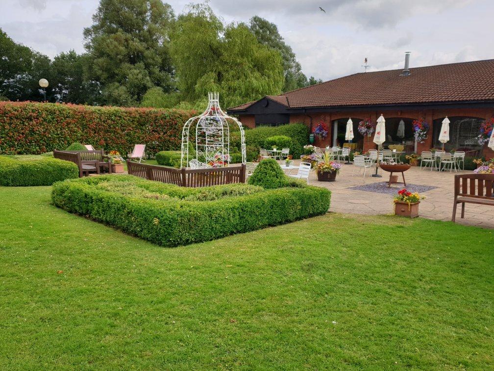 Cafe Bar & Afternoon Tea