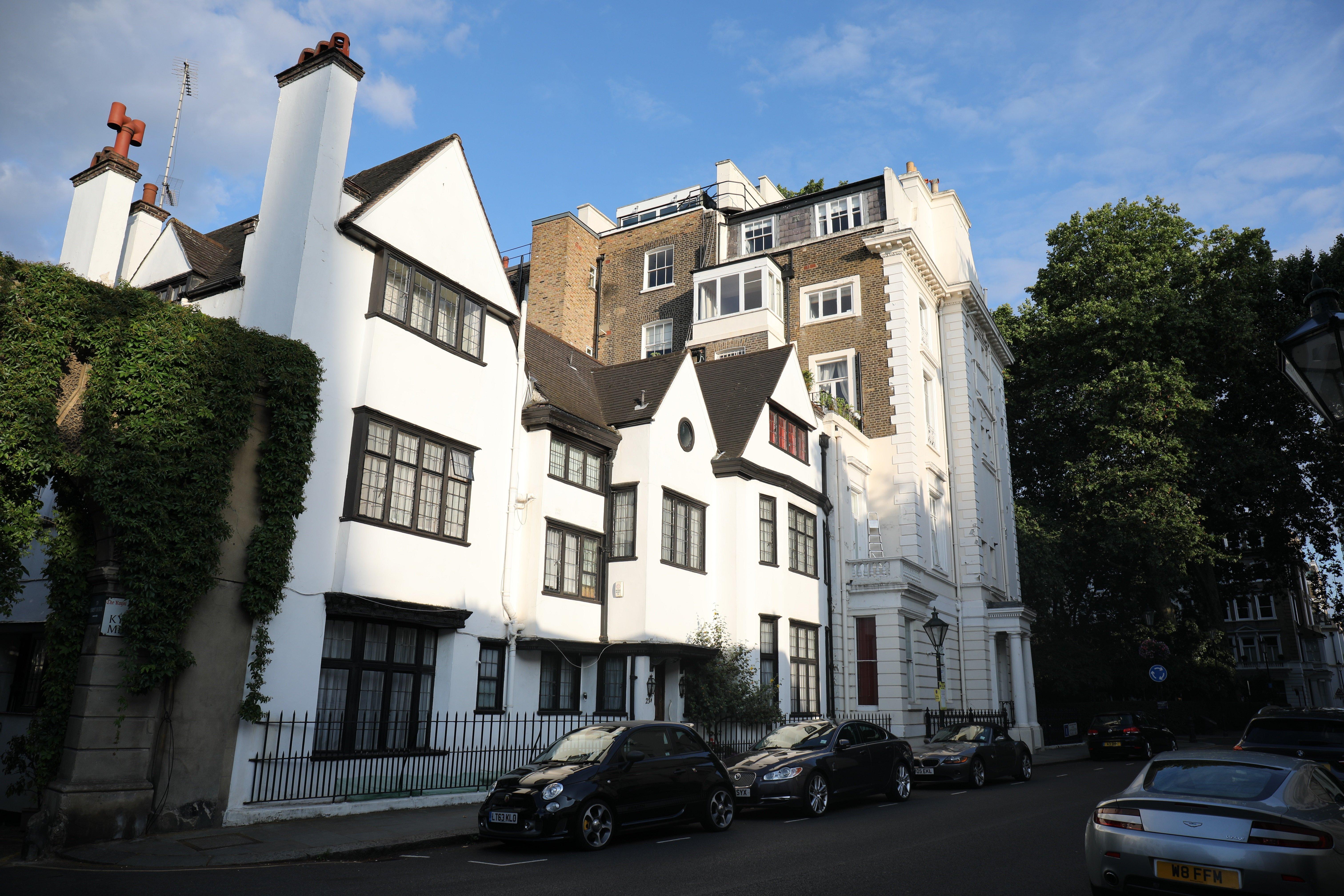 Radical Storage - Luggage Storage Kynance Mews