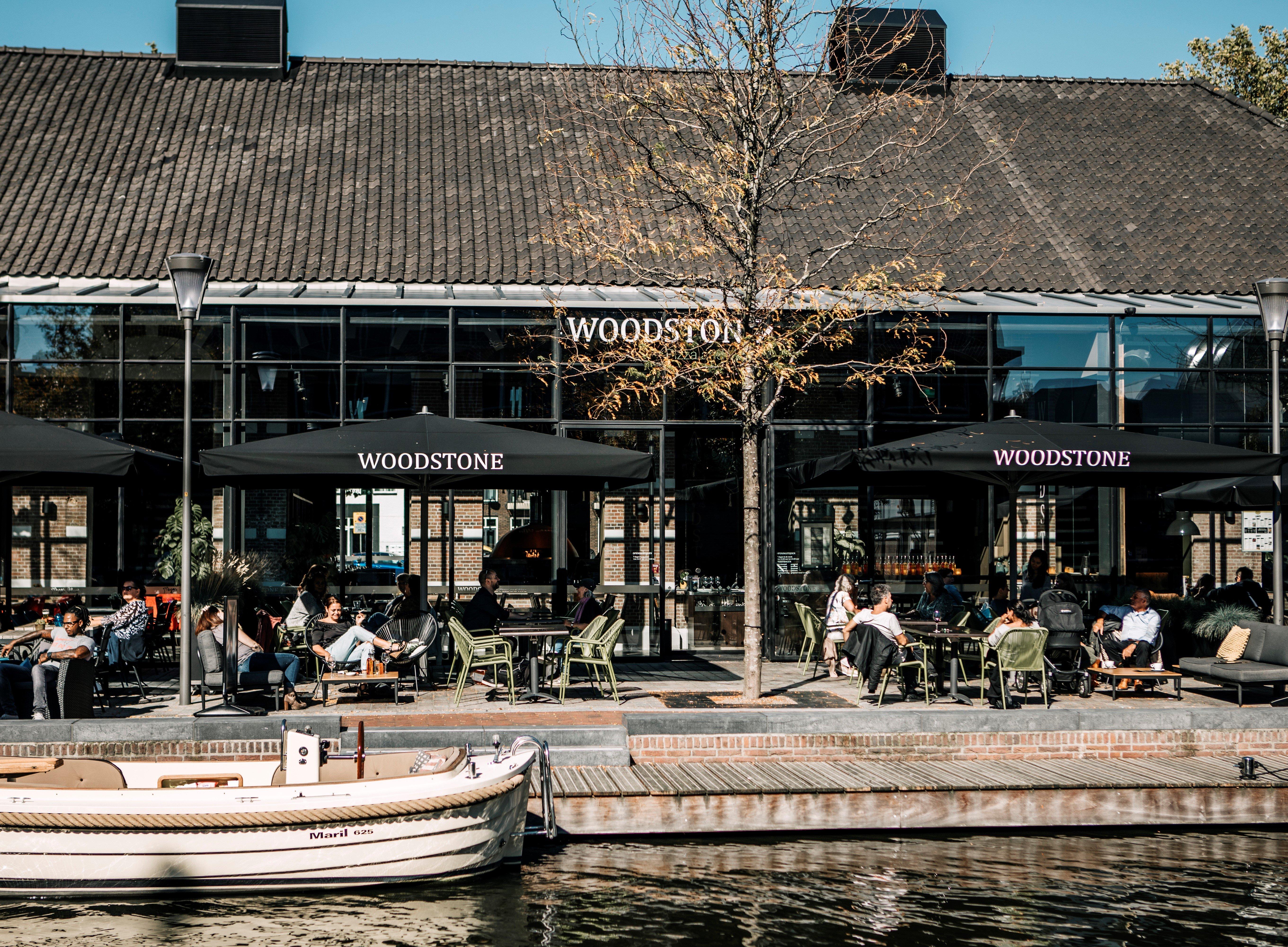 WOODSTONE Pizza and Wine Alphen