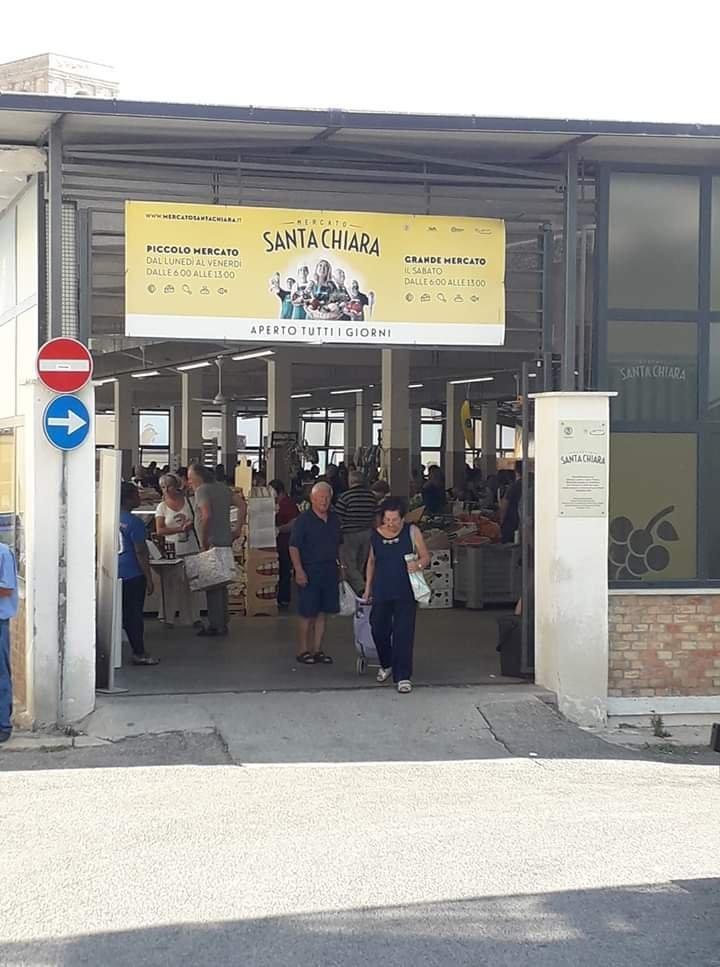 Mercato Santa Chiara
