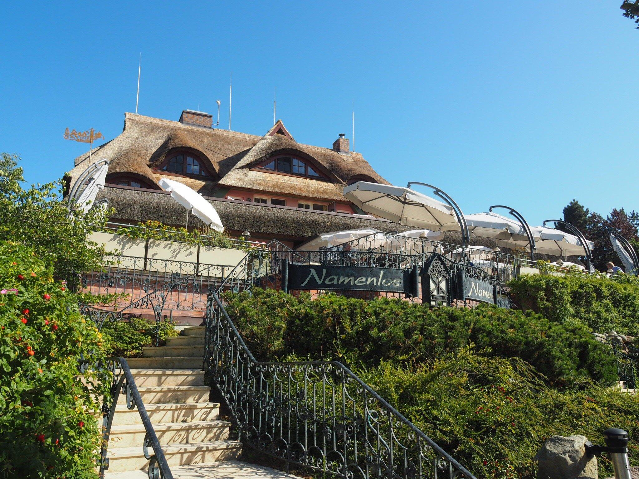 Restaurant & Cafe Namenlos