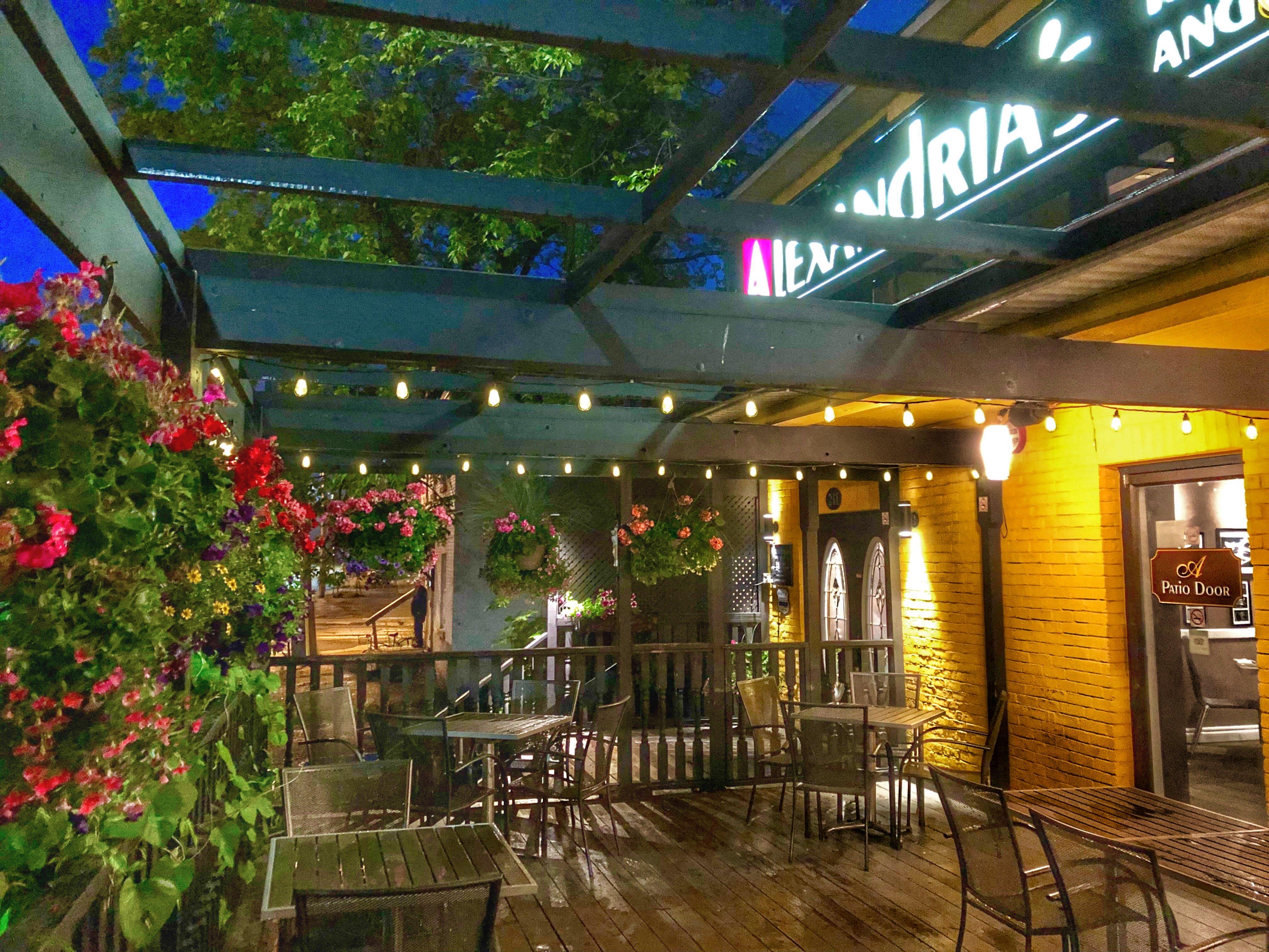 Alexandria's Restaurant and Lounge
