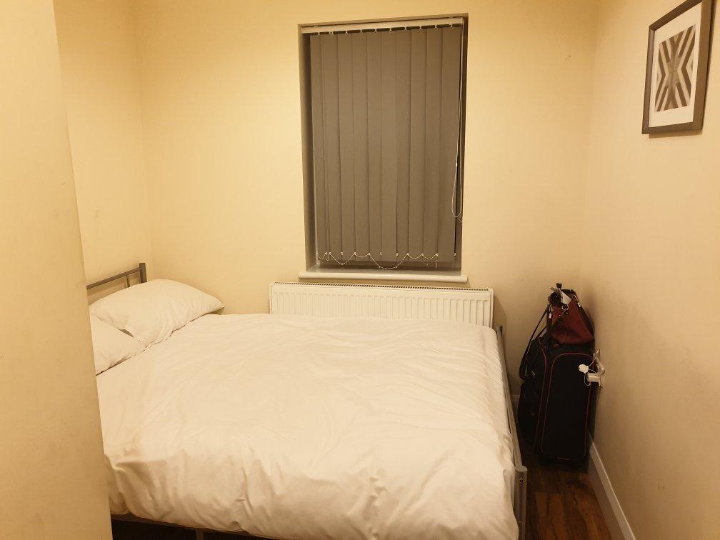 London Heathrow Airport Rooms R.C by C&P