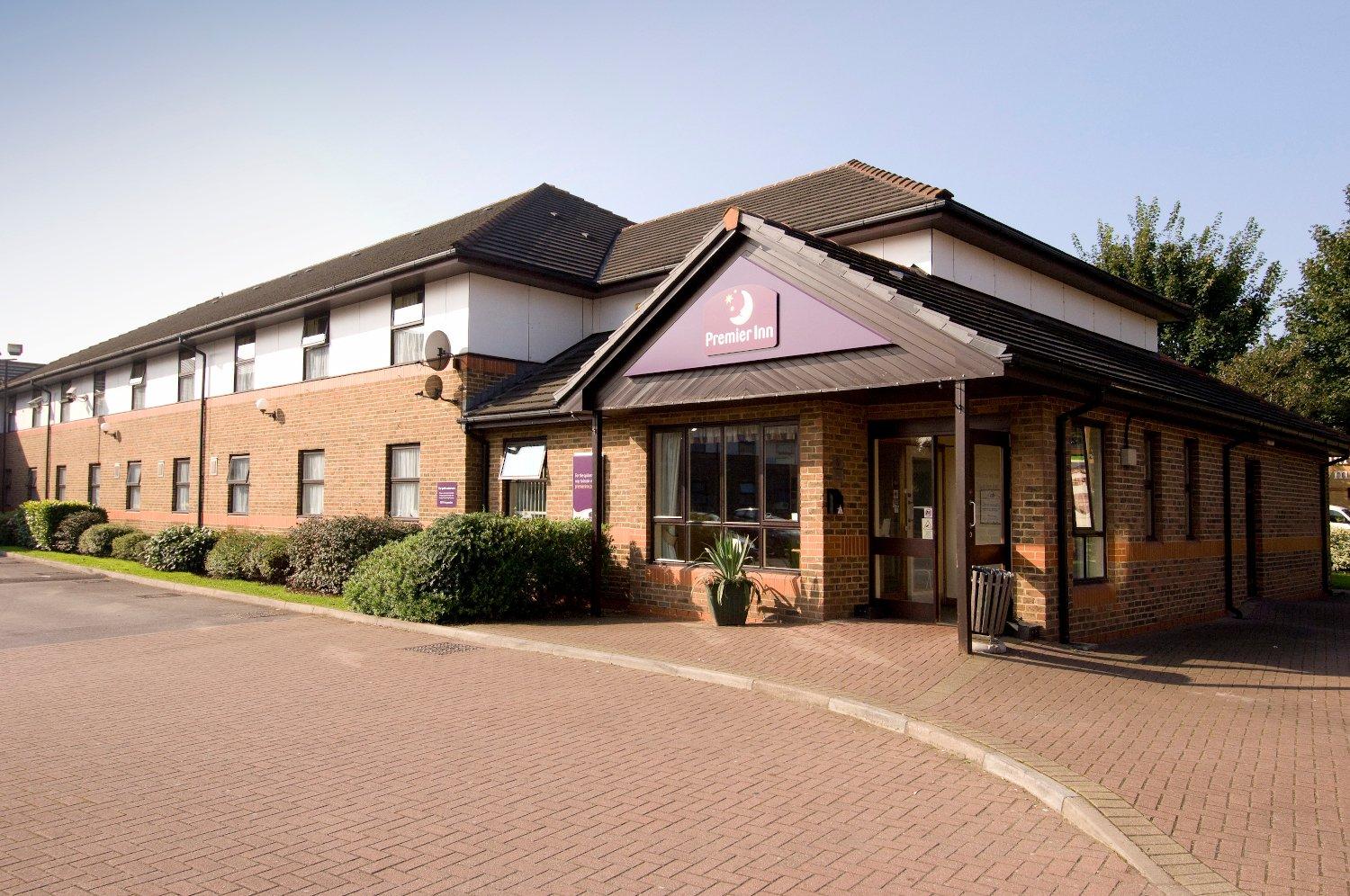 Premier Inn Cardiff City South Hotel