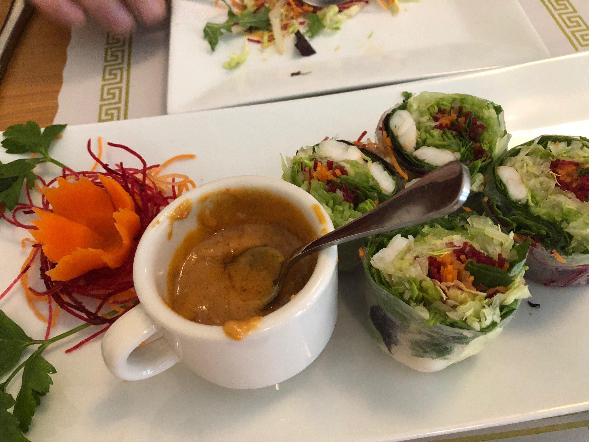 Taste The Thai & Sushi House