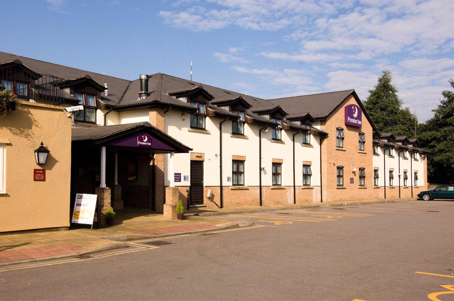 Premier Inn Cardiff West Hotel