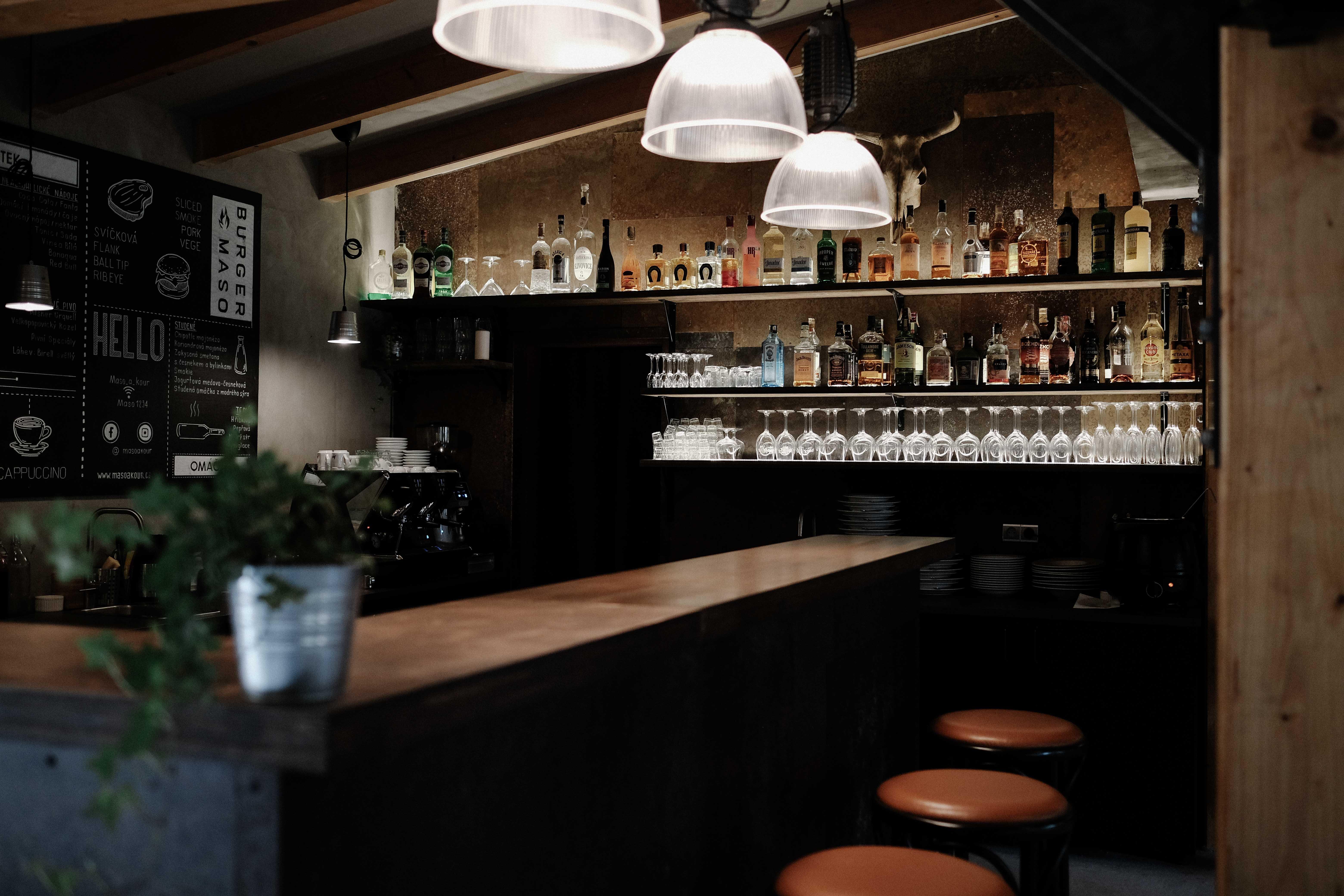 Maso a Kouř by Stejkárna