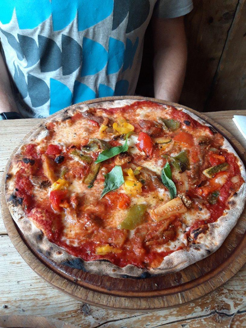 Natura Cafe&Pizzeria