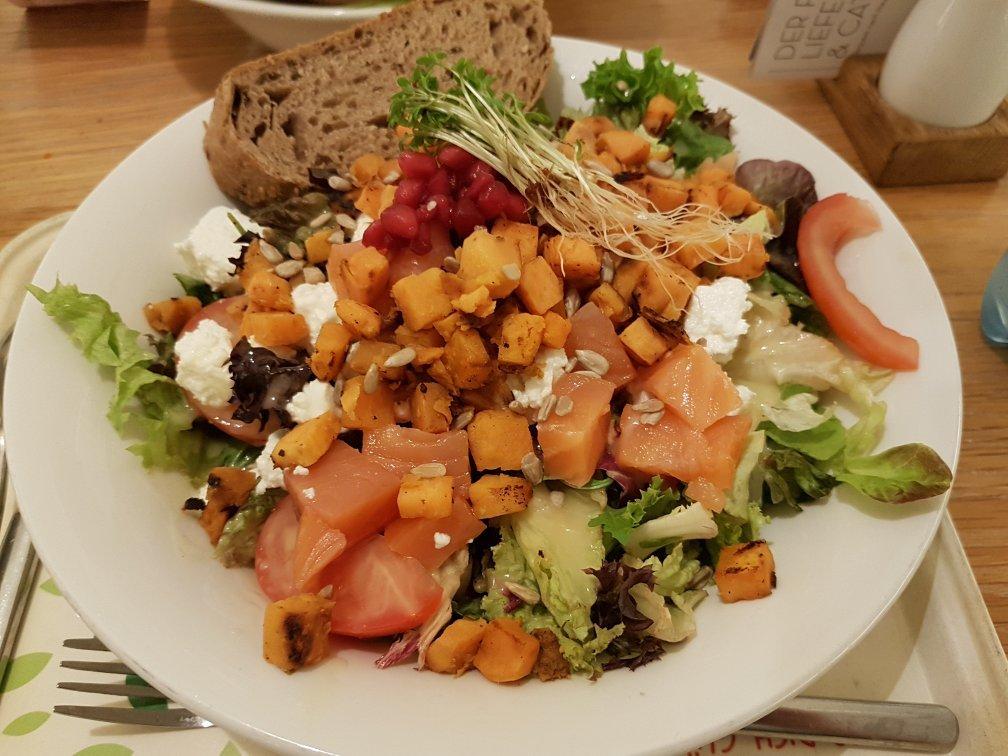 Photo by AriHelsinki