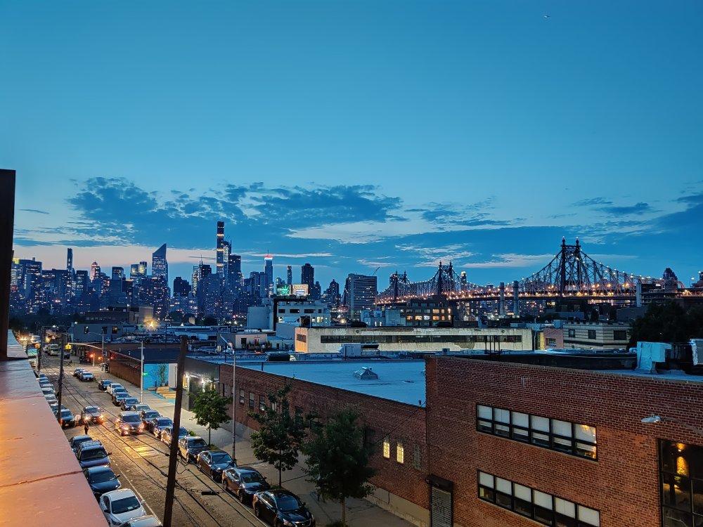 The Local Bar and Cafe