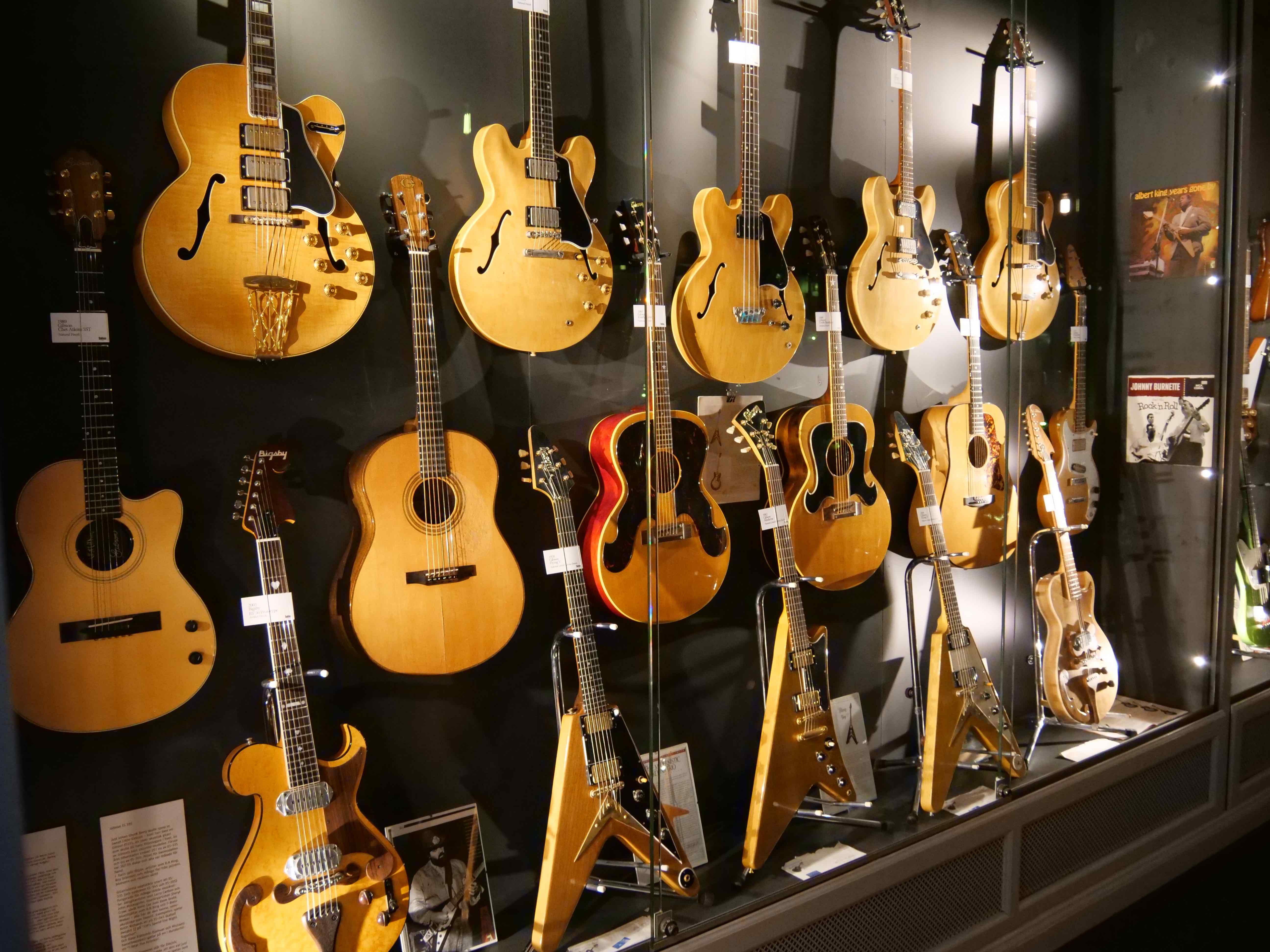 Guitars The Museum