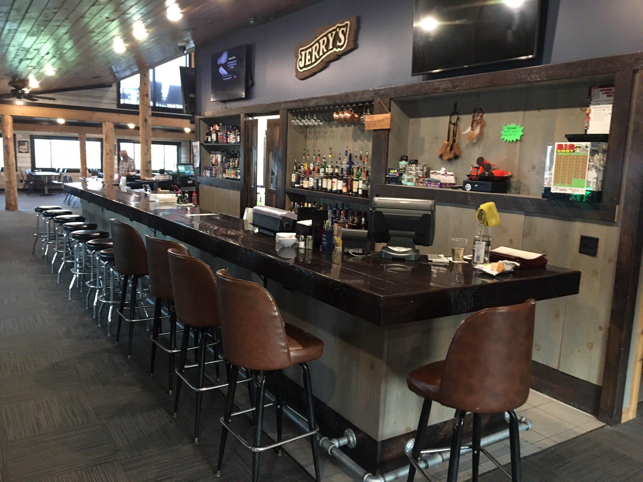 Jerry's Restaurant & Lounge