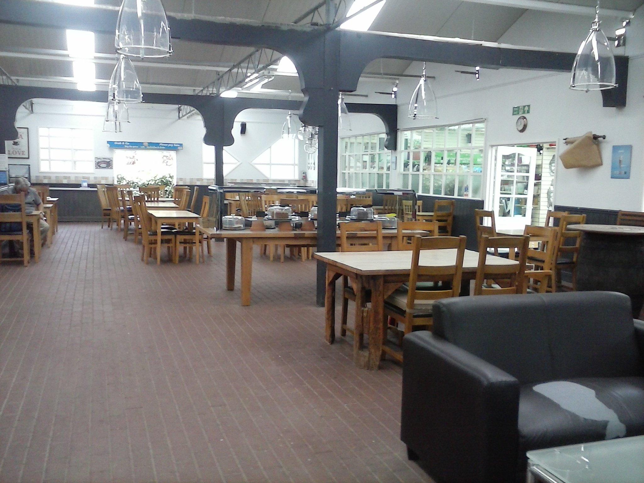 Photo by JANE DENISE K