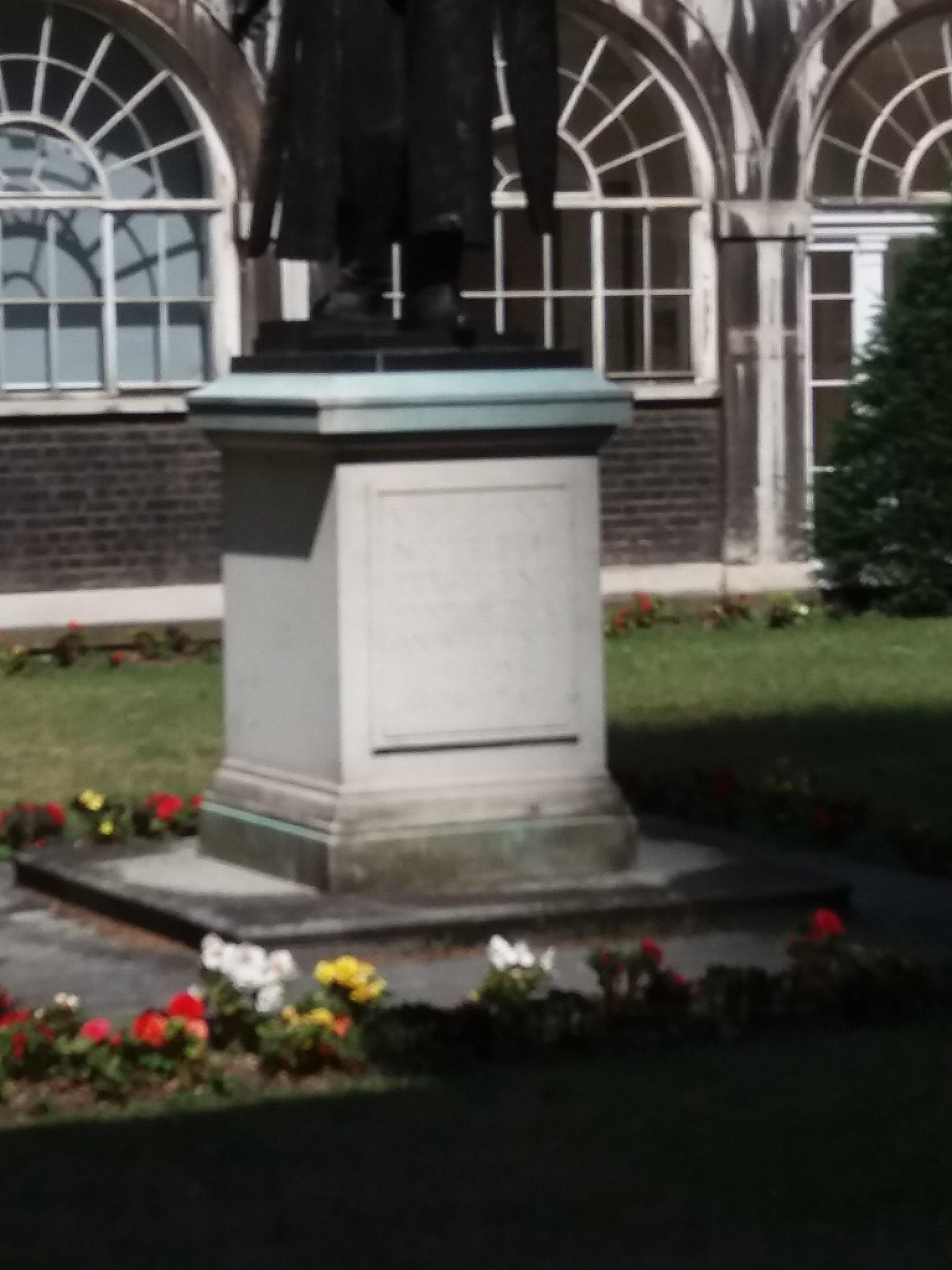 Viscount Nuffield Statue