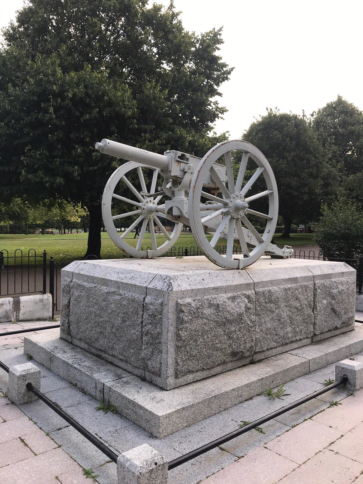 HMS Doris Boer War memorial