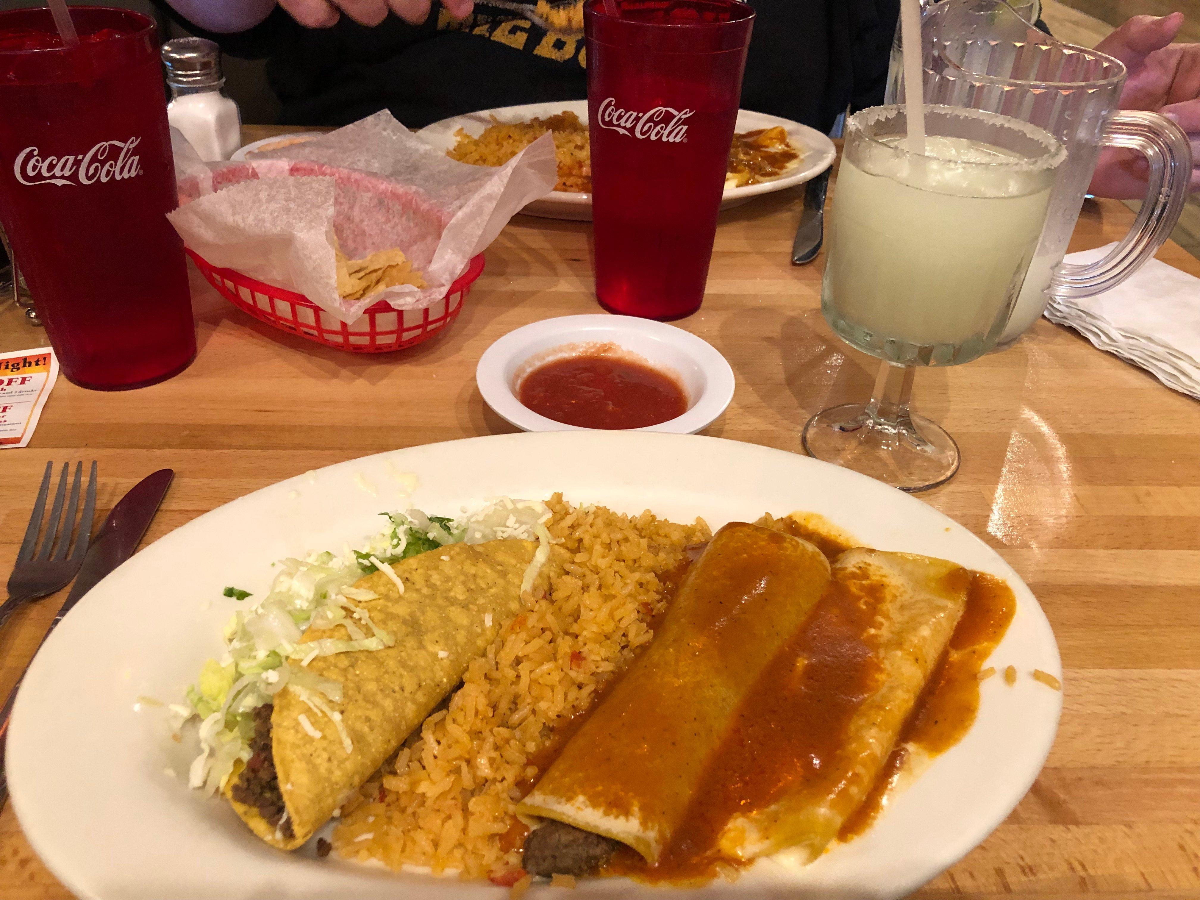 Los Bravos Mexican Restaurant
