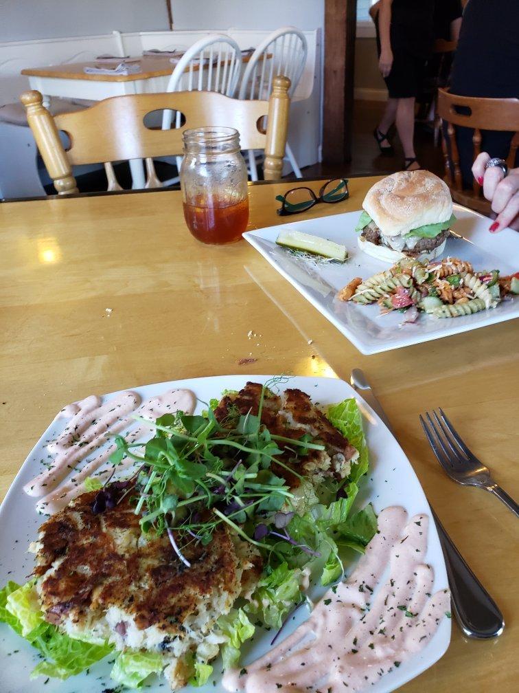 Sterlingtown Public House