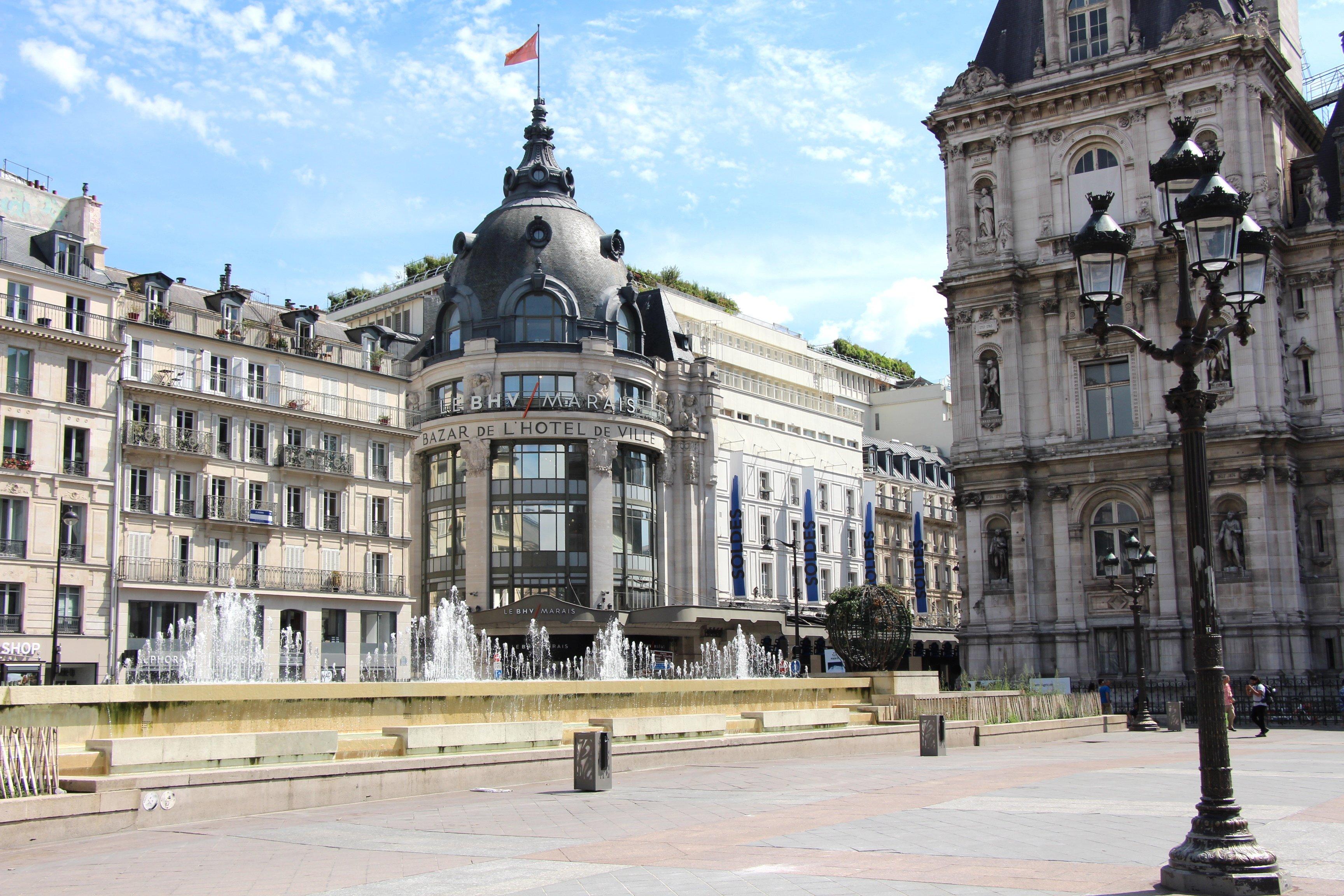 Les Fontaines de l'Hotel de Ville