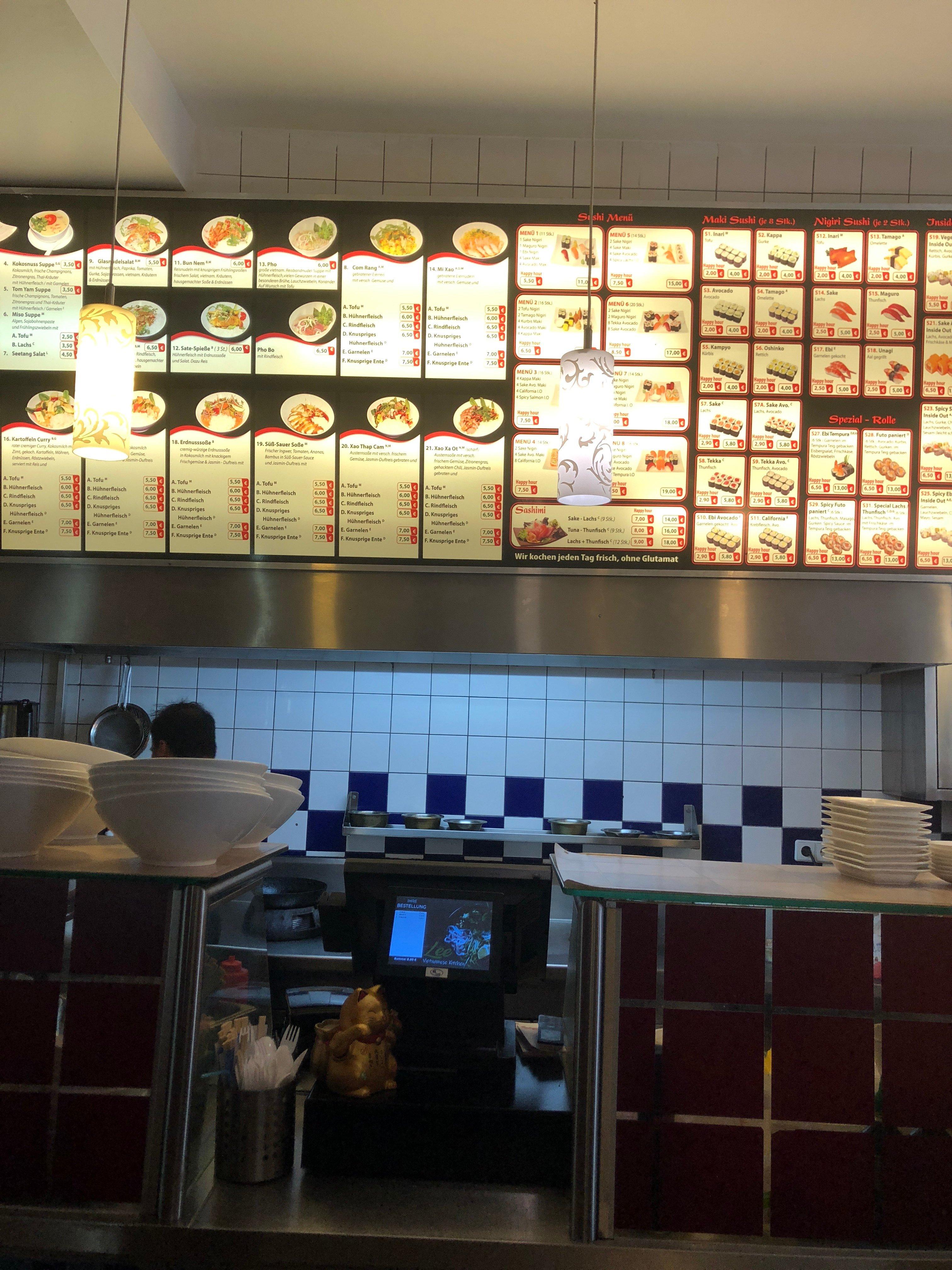 Lee Asia Food & Sushi