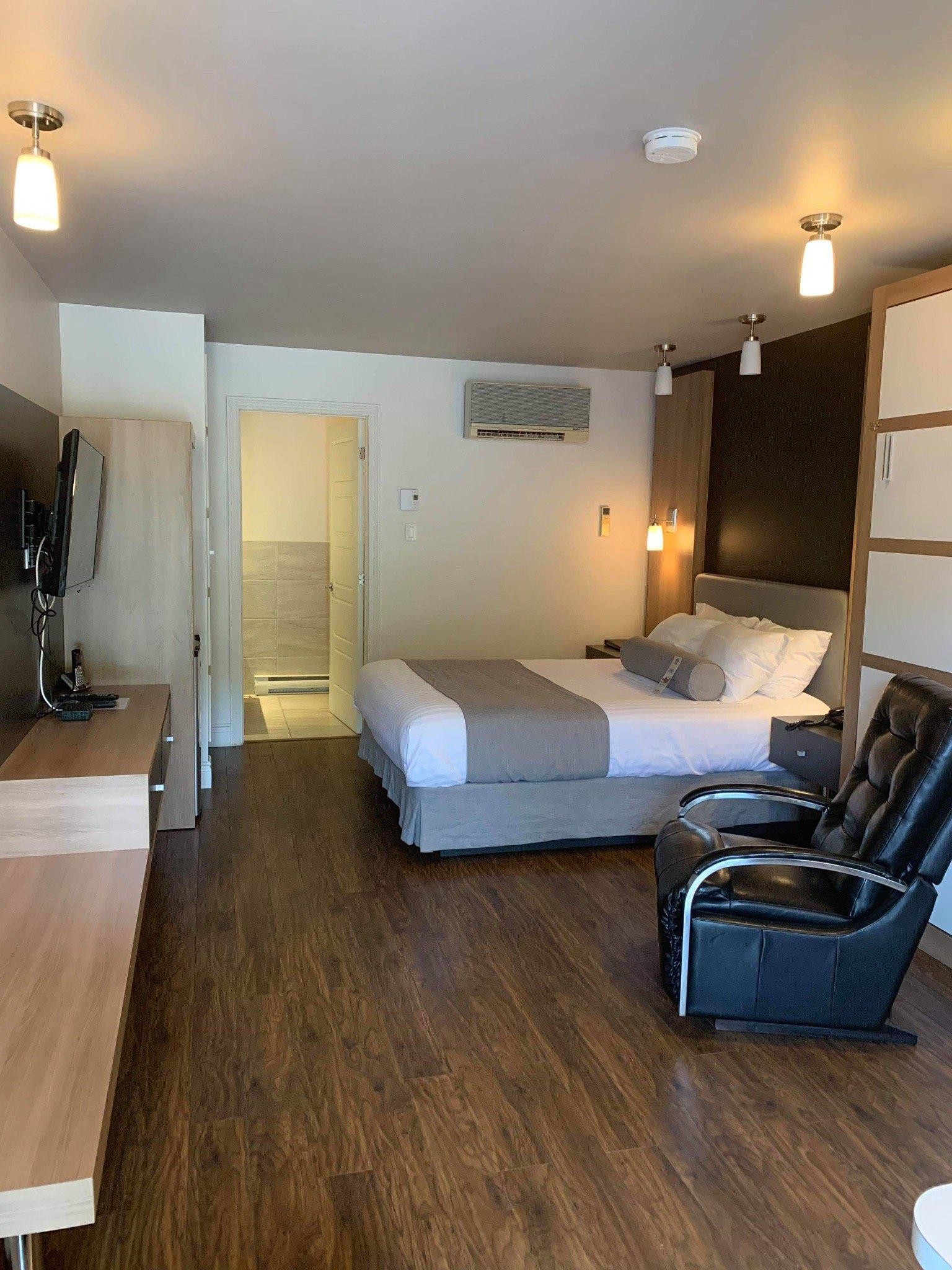 Hotel Marineau Centre