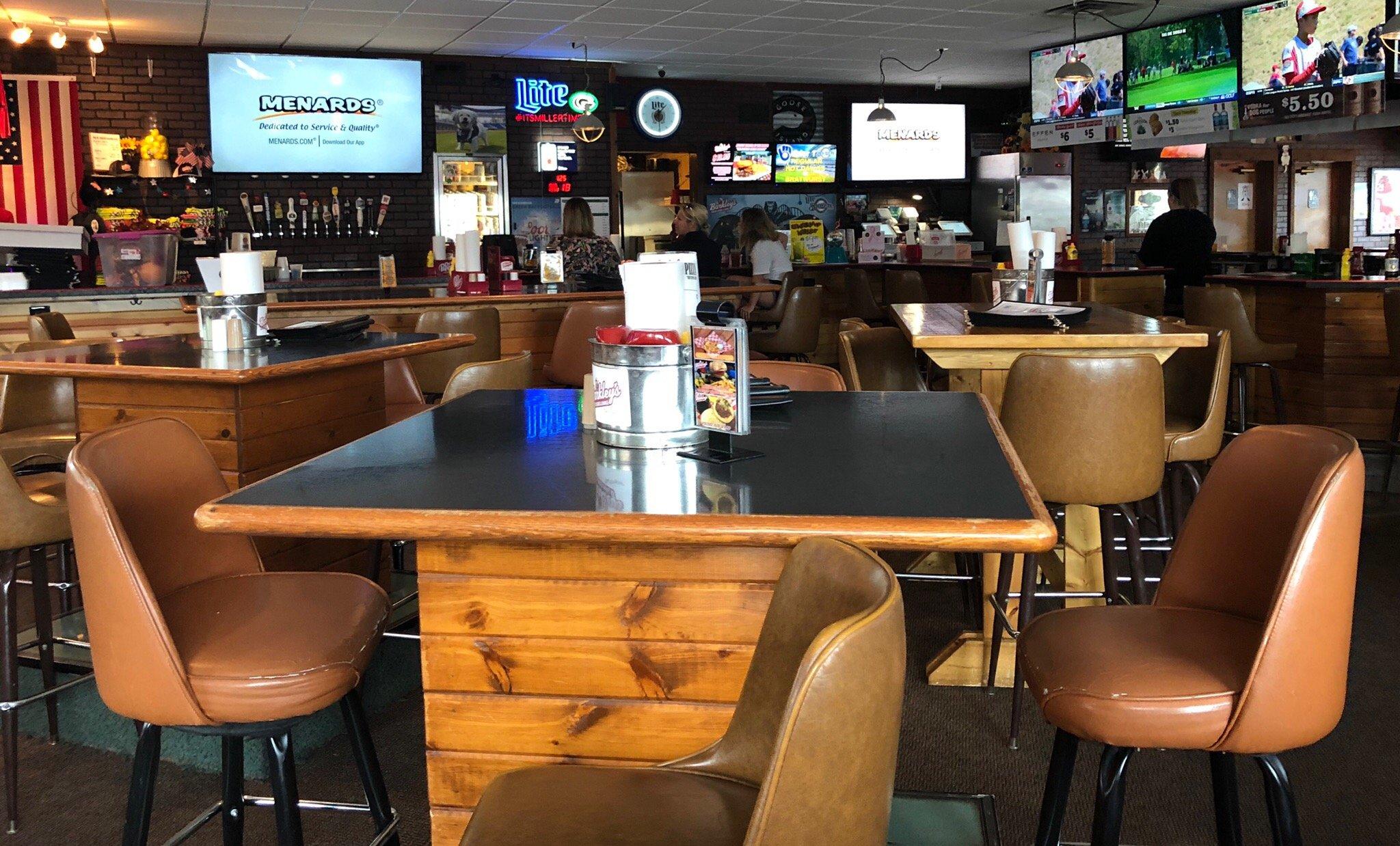 Barkley's Burgers Brews & Dawgs