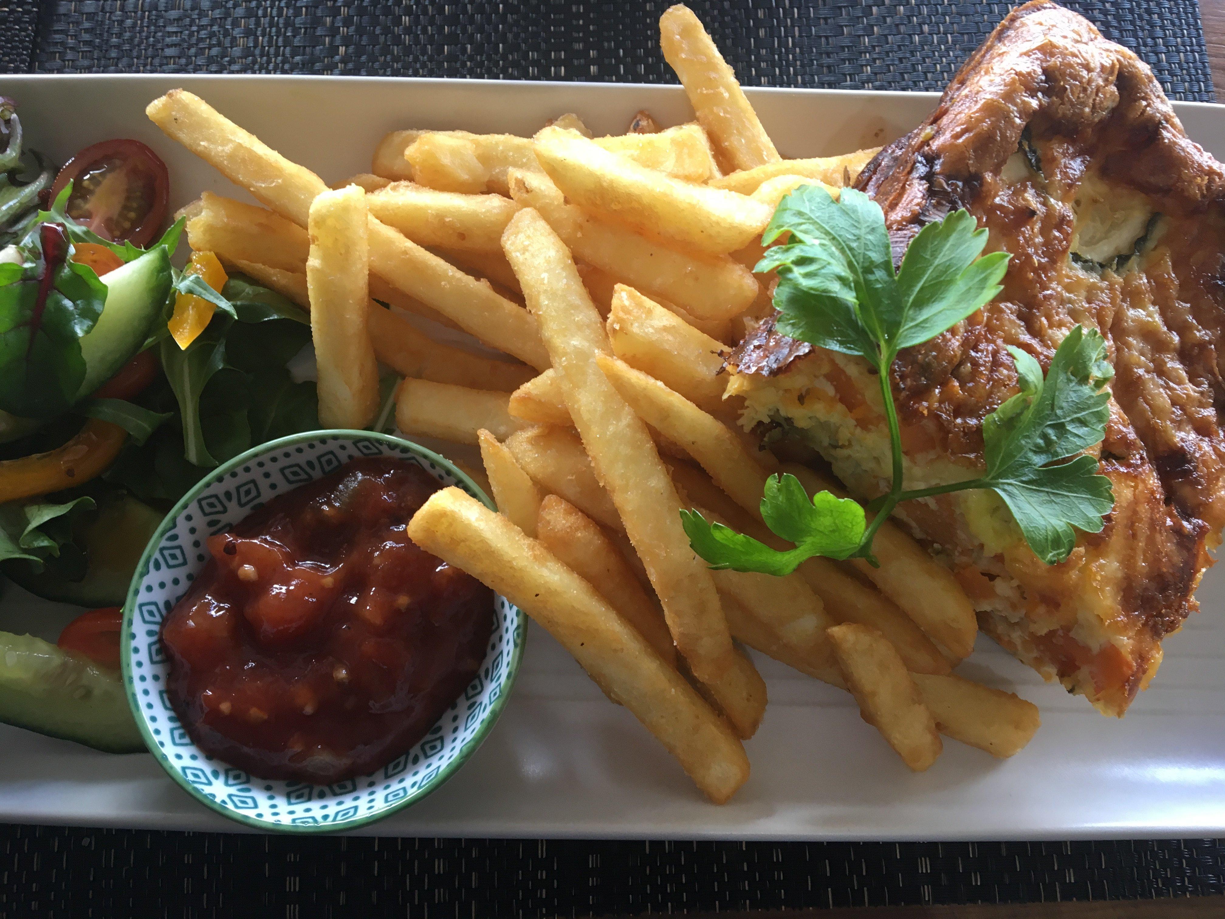 Magnolias Wine Bar & Cafe