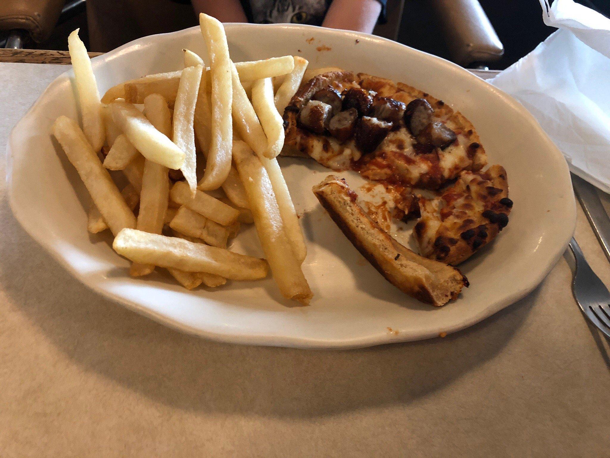 Classic Kelly's Family Restaurant