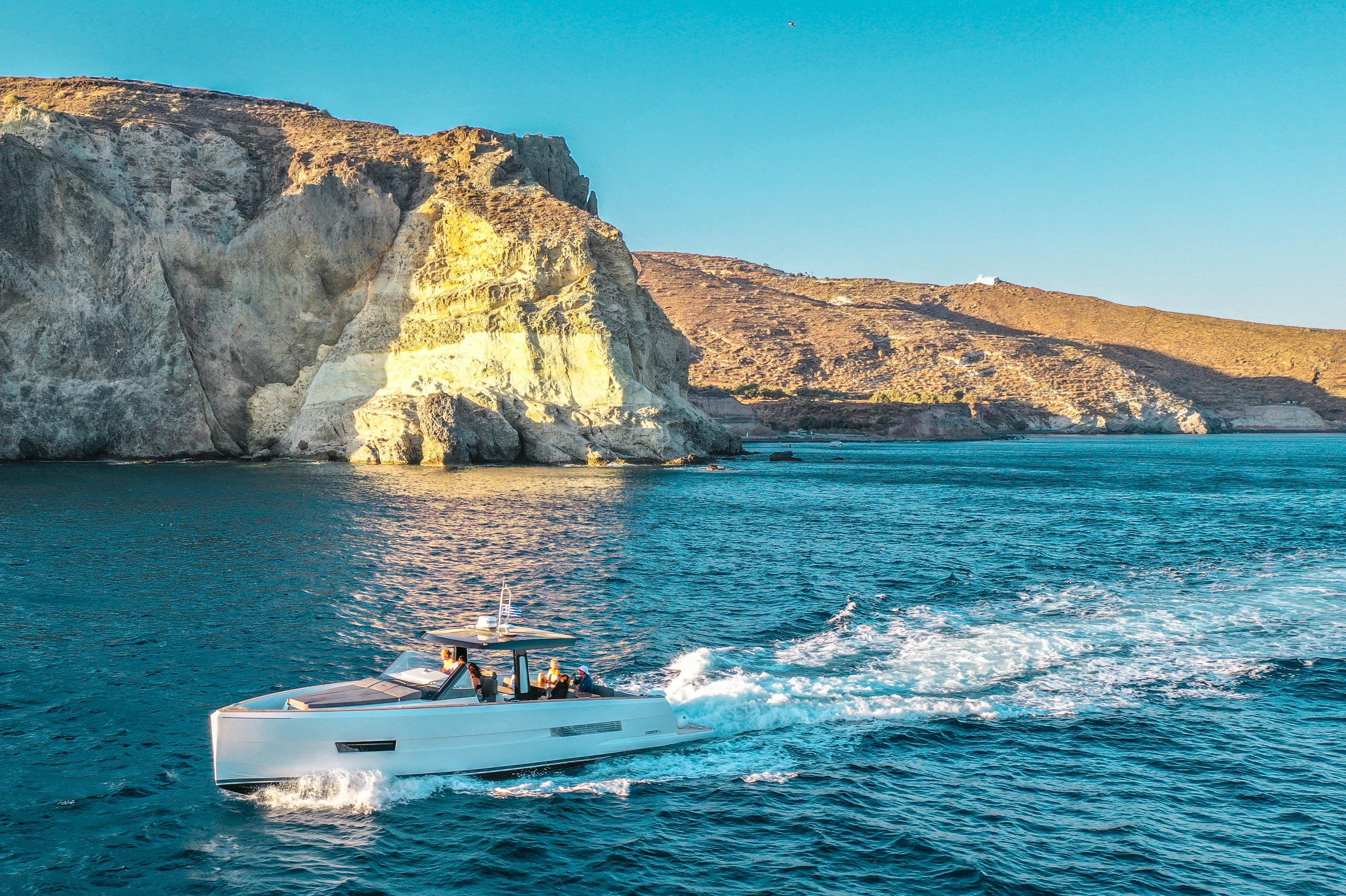 Santorini Luxury Private Cruise aboard m/y CAVO