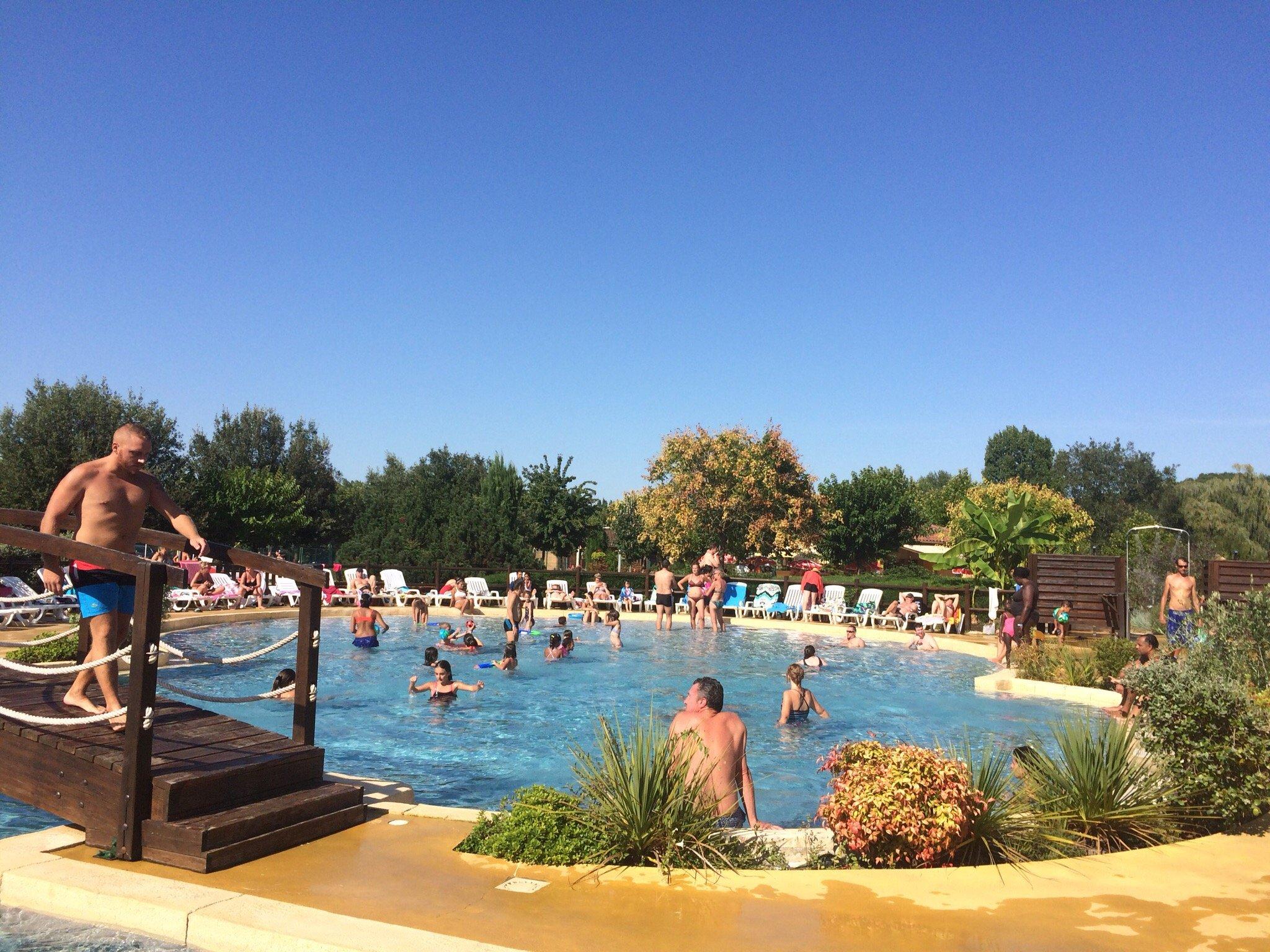 Camping Paradis Ile-du-Pont