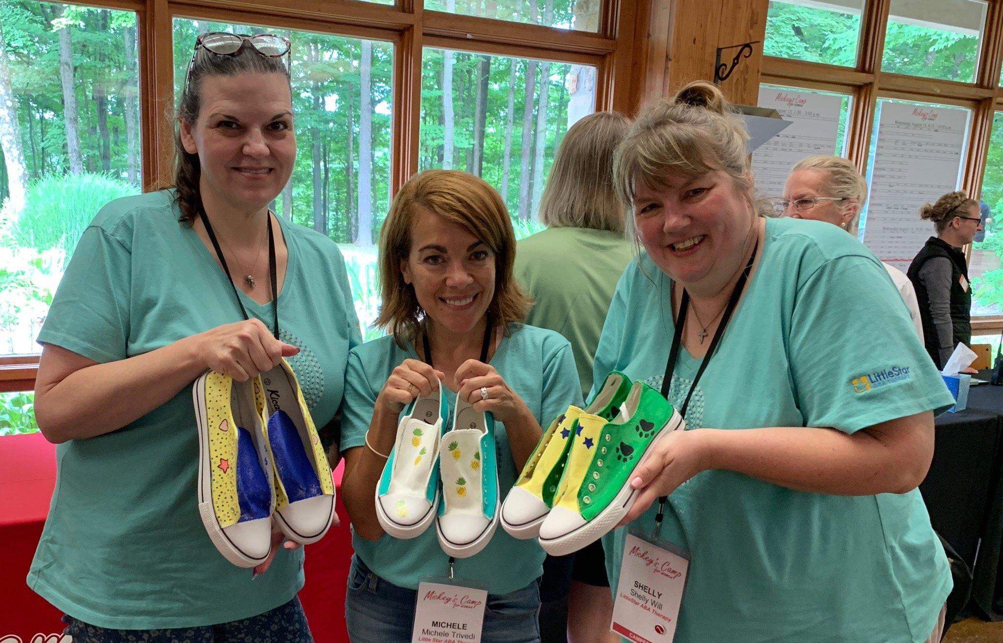 Kicasso Sneaker Art Bar