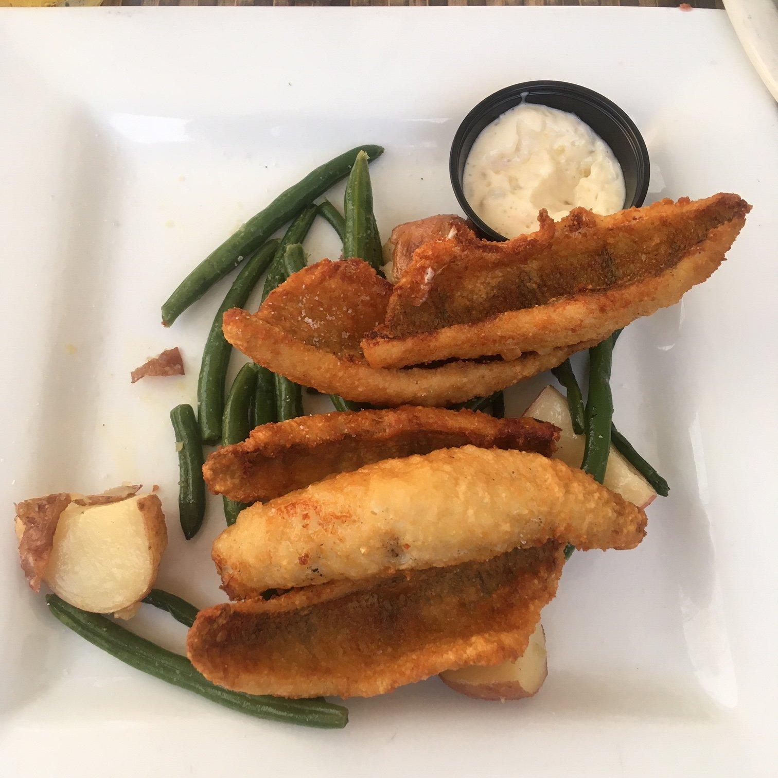 landmark Kitchen & Bar