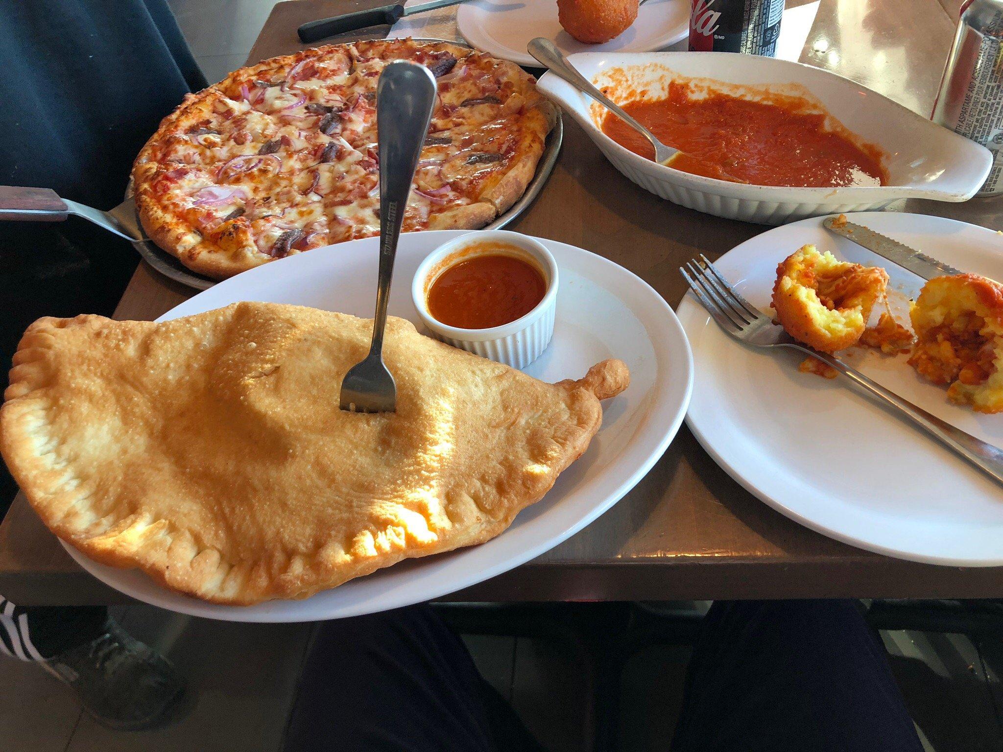 Ricci's Pizzeria & Sandwich Shoppe