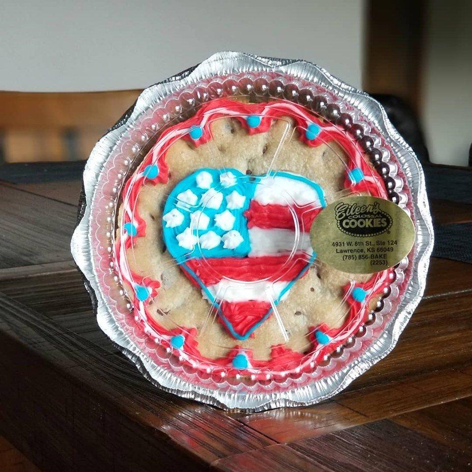 Eileen's Colossal Cookies