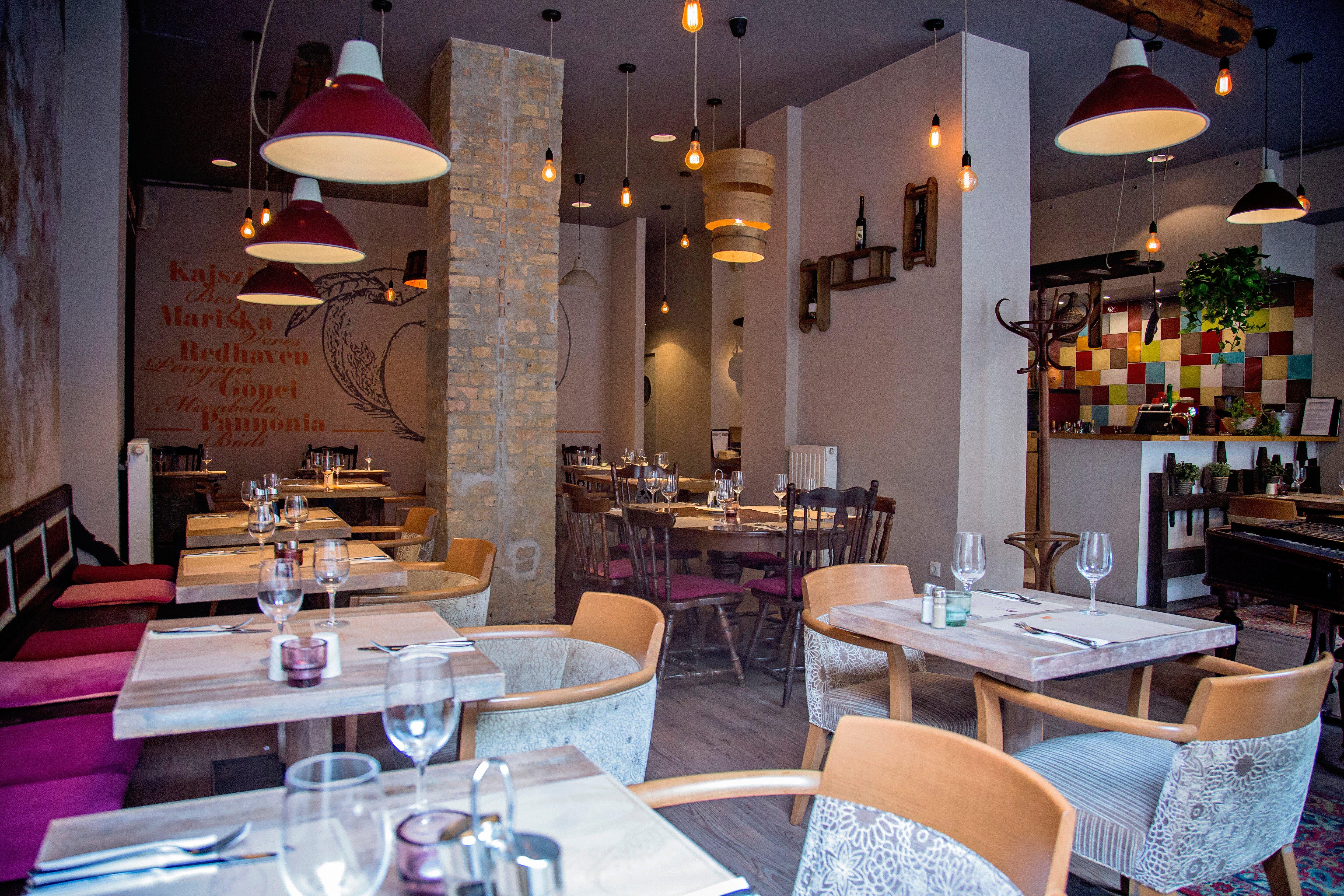 Barack & Szilva Restaurant