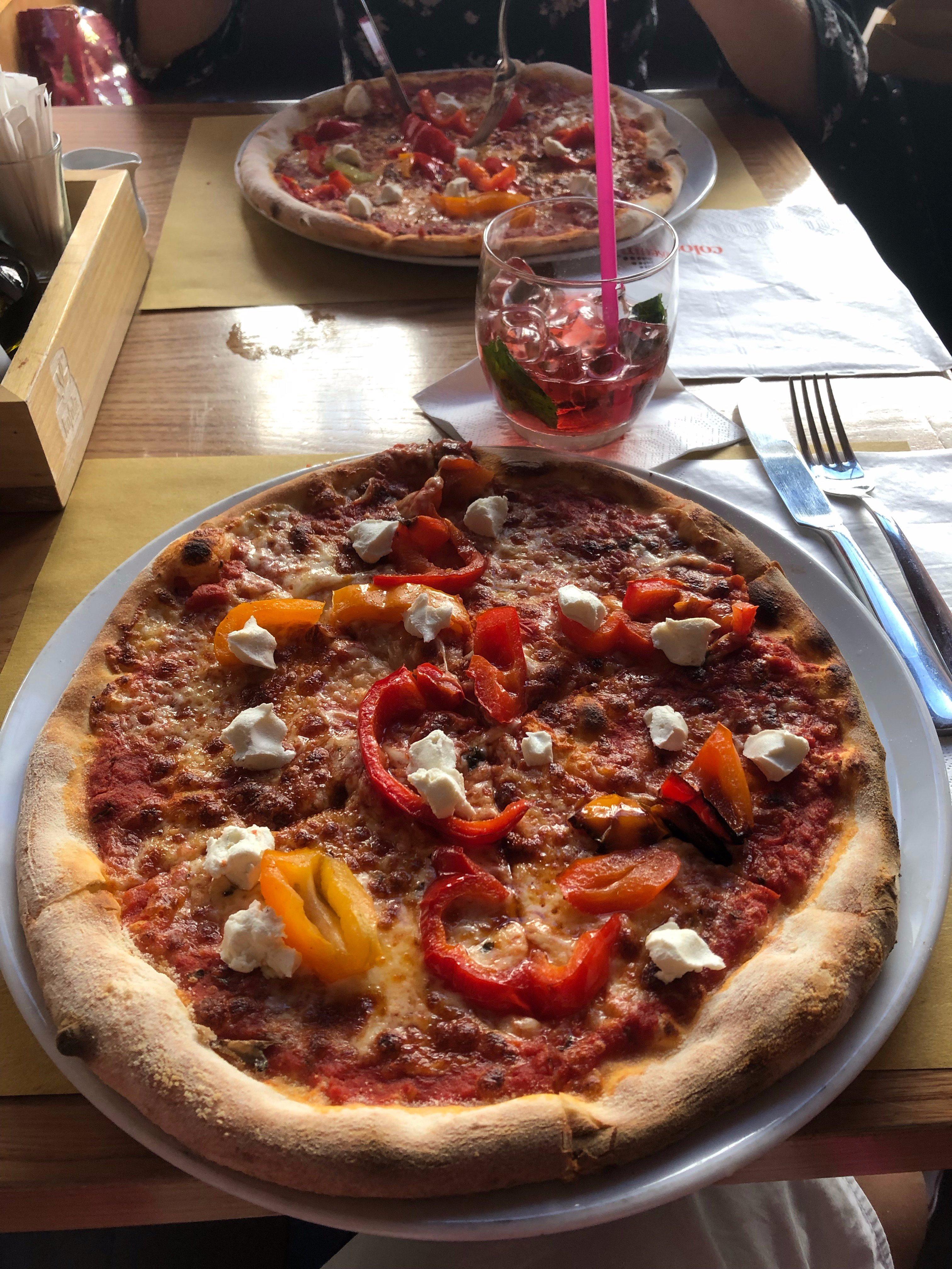 Pizza Coloseum Na Porici