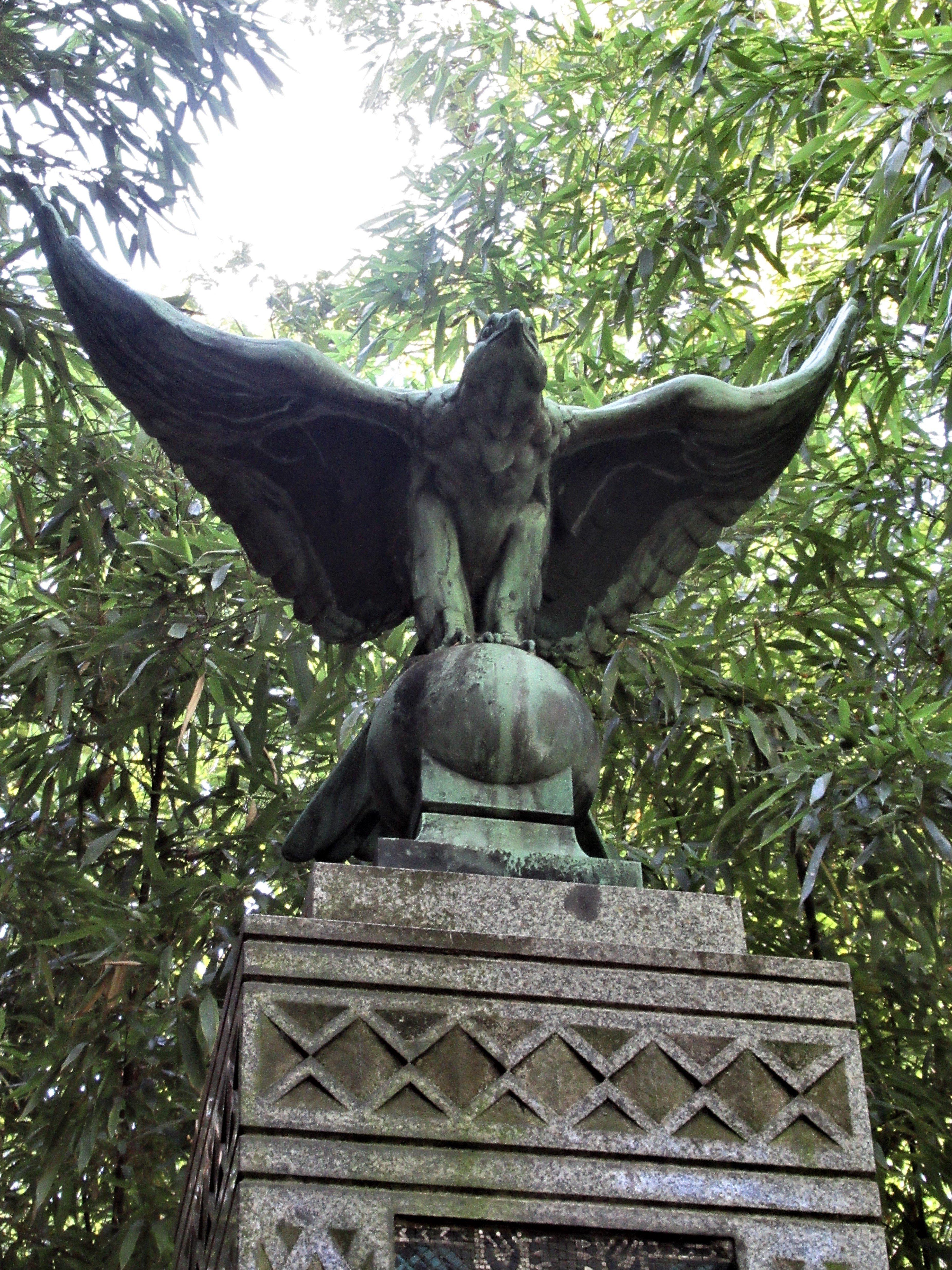 Monument aux morts en souvenir des soldats de Madagascar