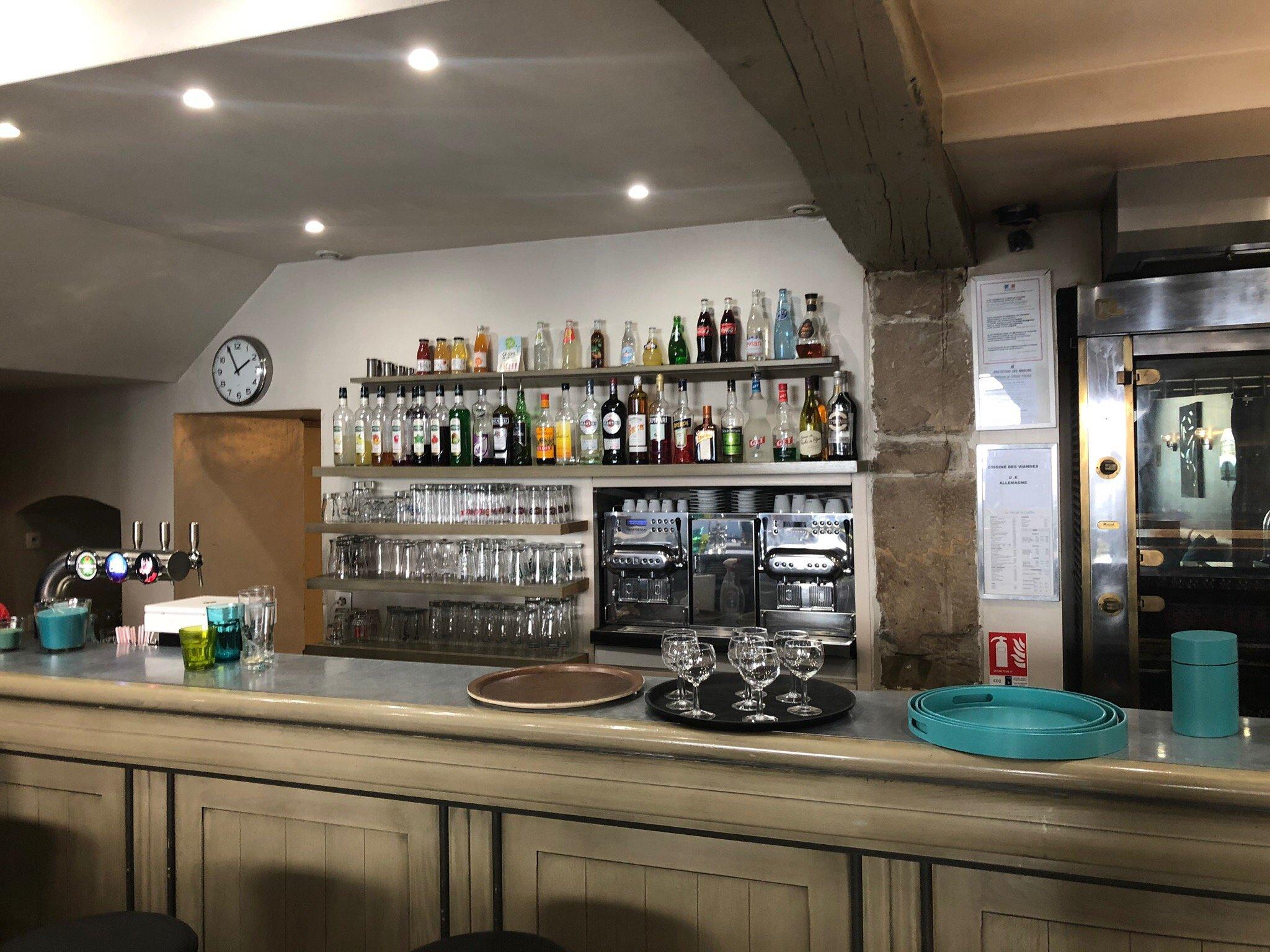 Une Fille en Cuisine