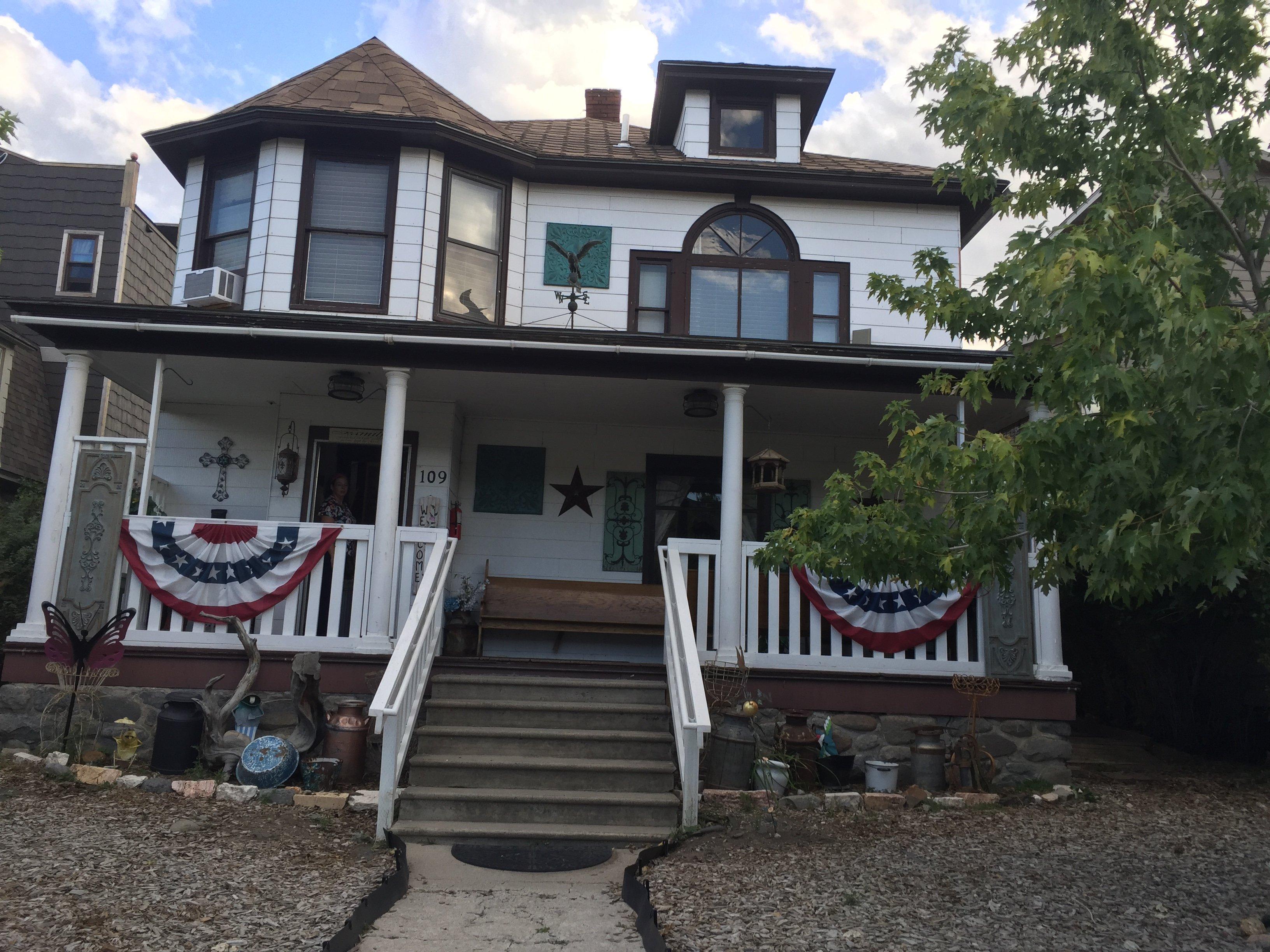 Victorian Inn & Carriage House