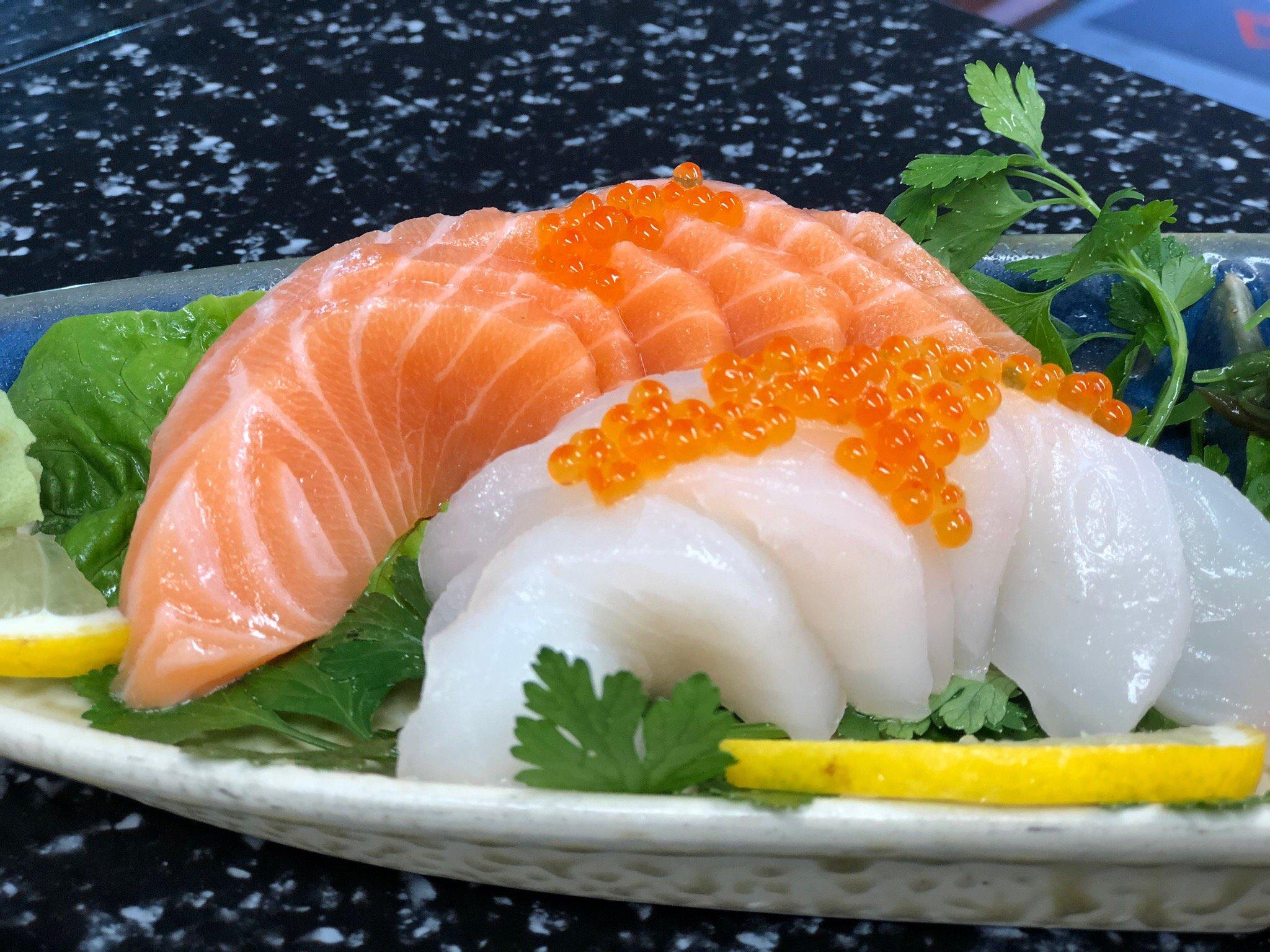 Wanna Sushi & Thai Mat