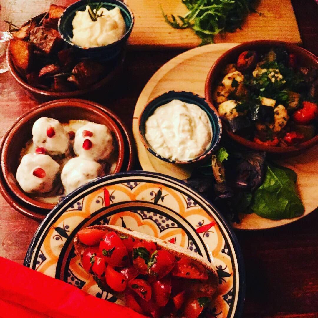 Y Delyn Wine and Tapas Bar