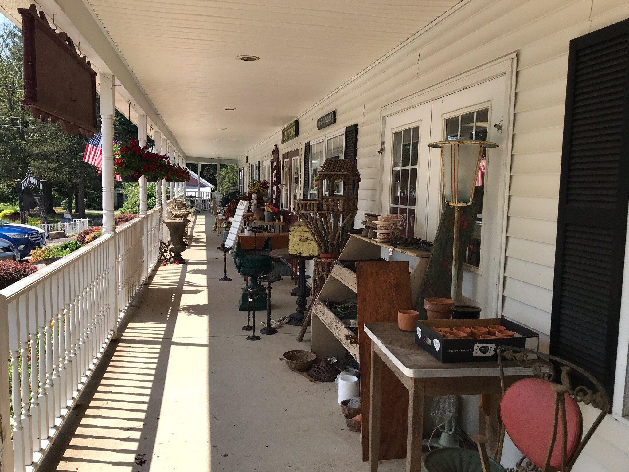 Memories Too Antique Center
