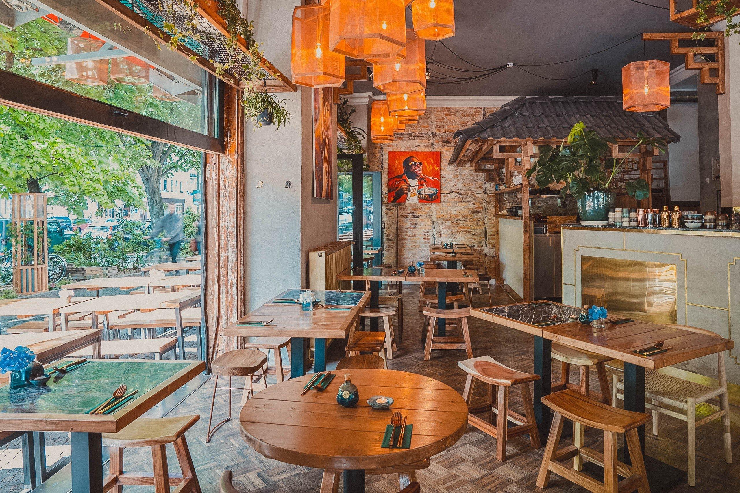 Little Long - Japanese Fusion Sushi & Tapas Bar