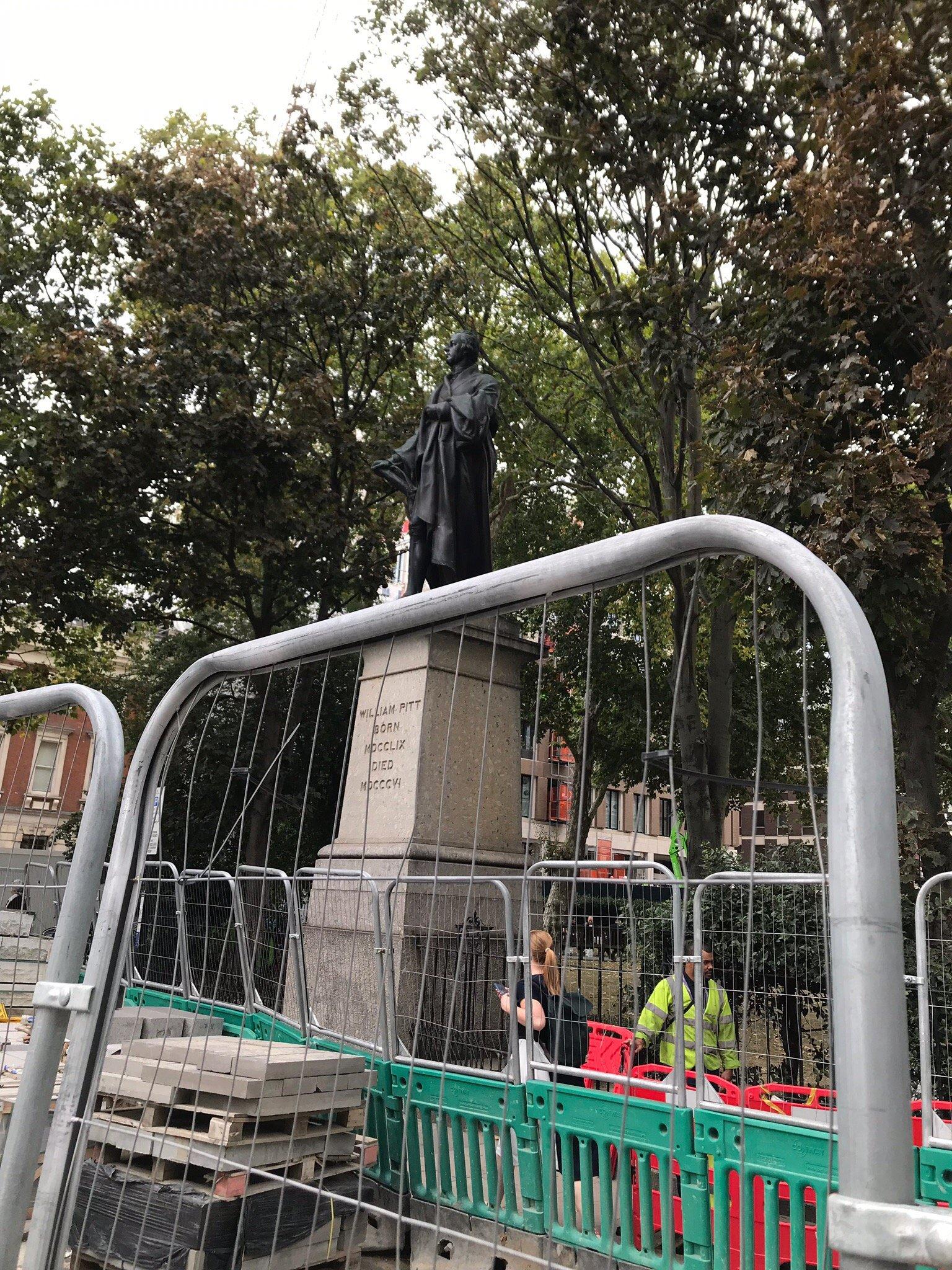 William Pitt Statue in Hannover Square