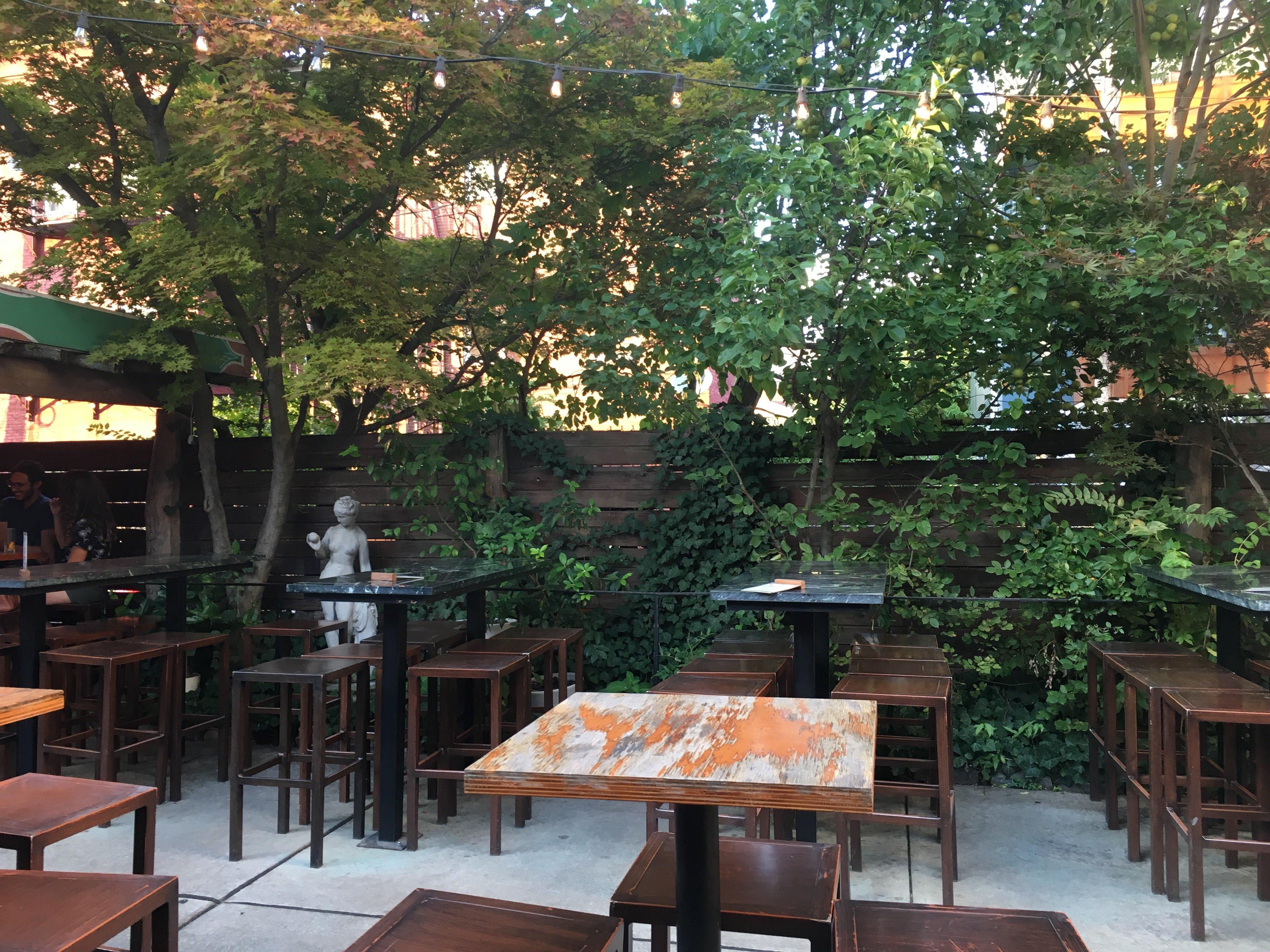 Round Corner Cantina