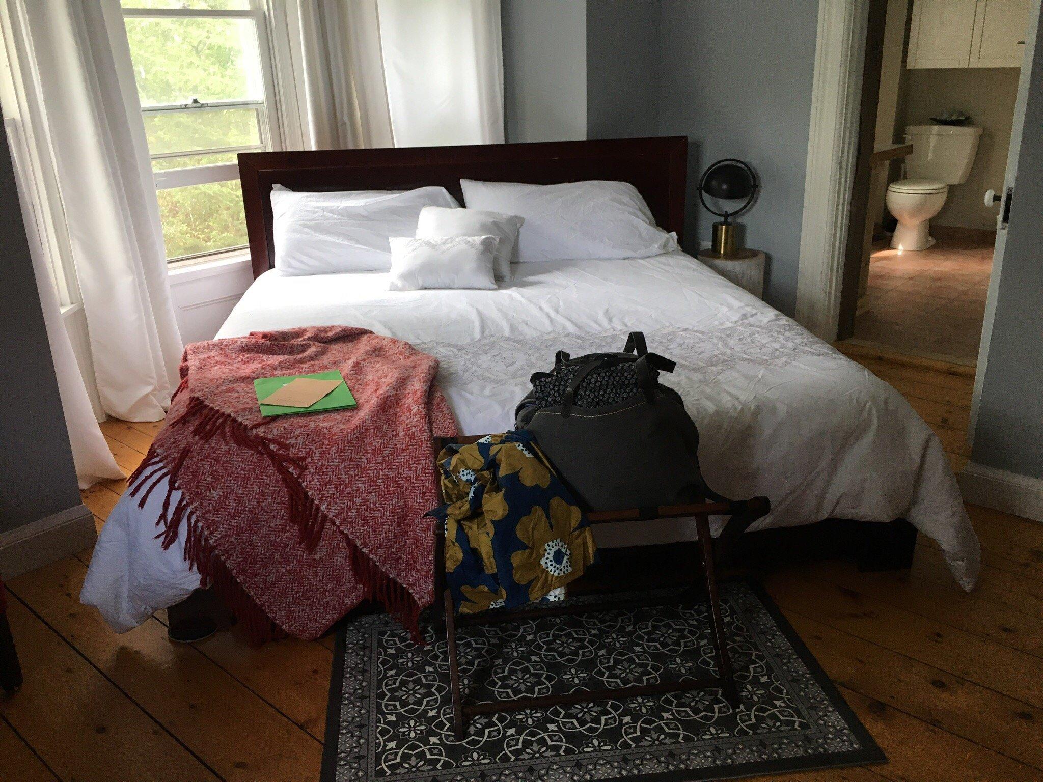 Red Mahone Bed & Breakfast