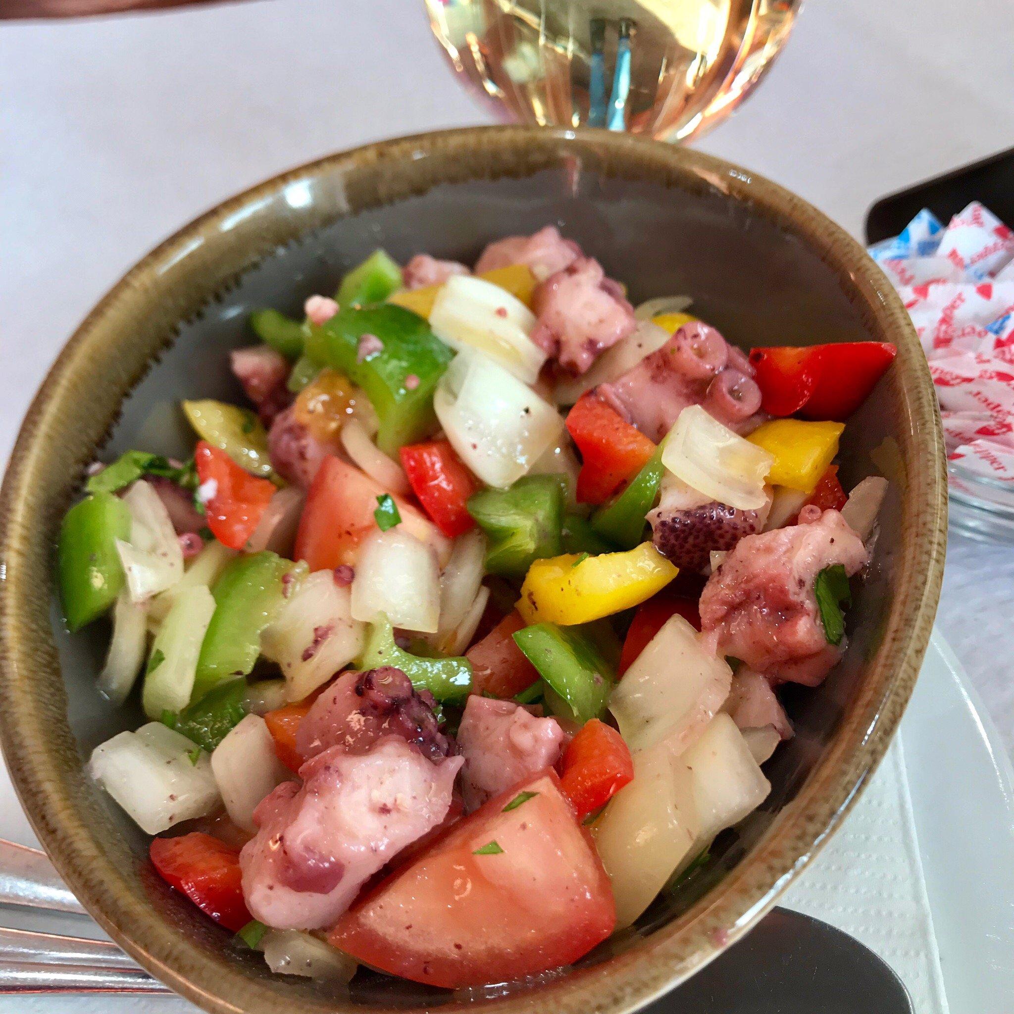 Madeirinhas Portuguese Delicatessen