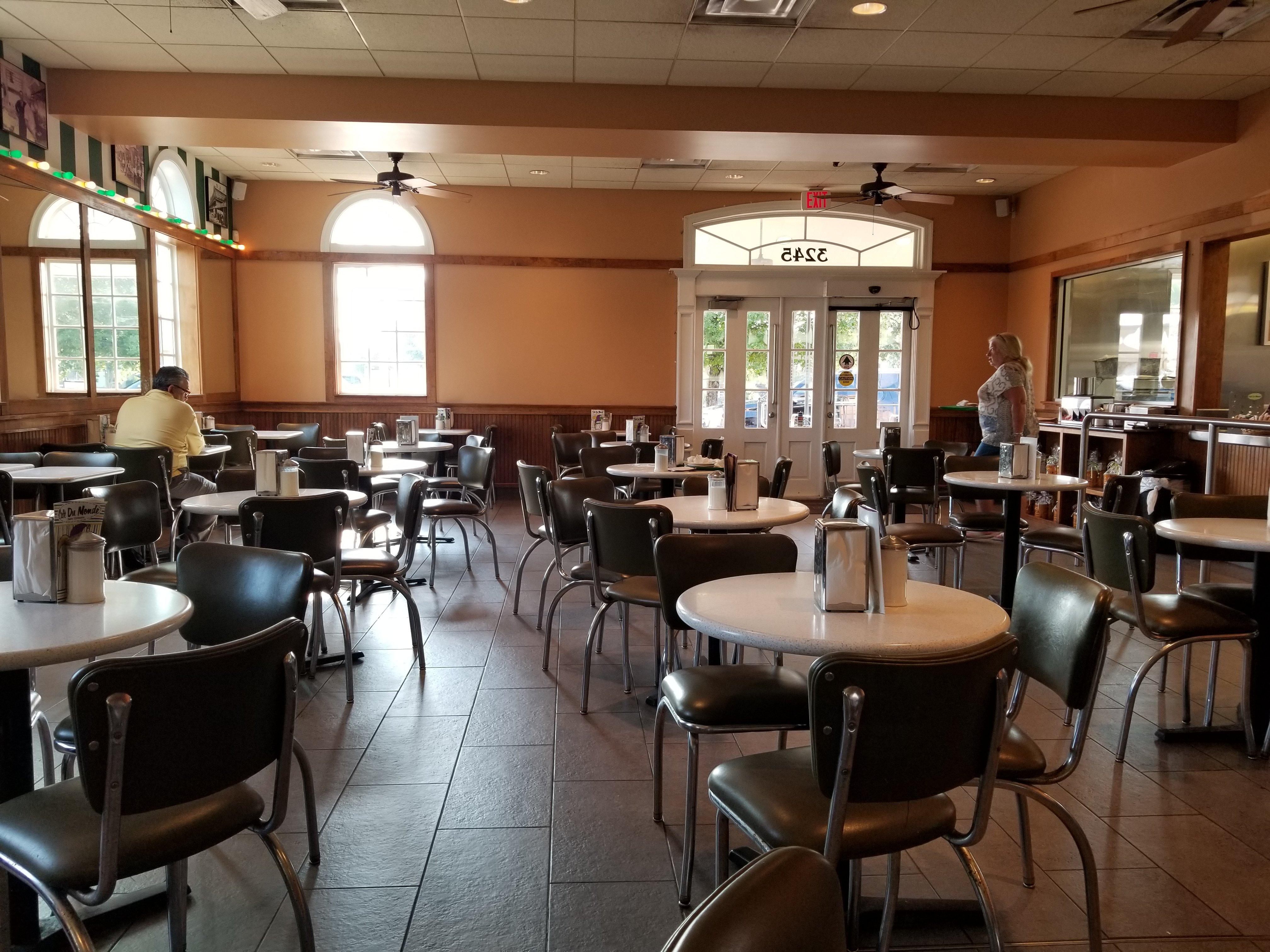 Cafe Du Monde