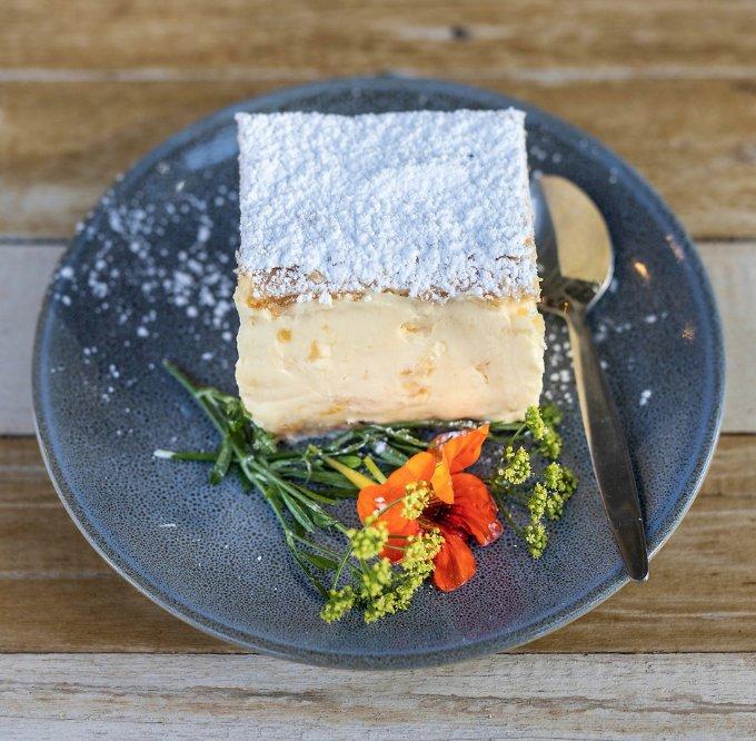 The Vanilla Slice Cafe